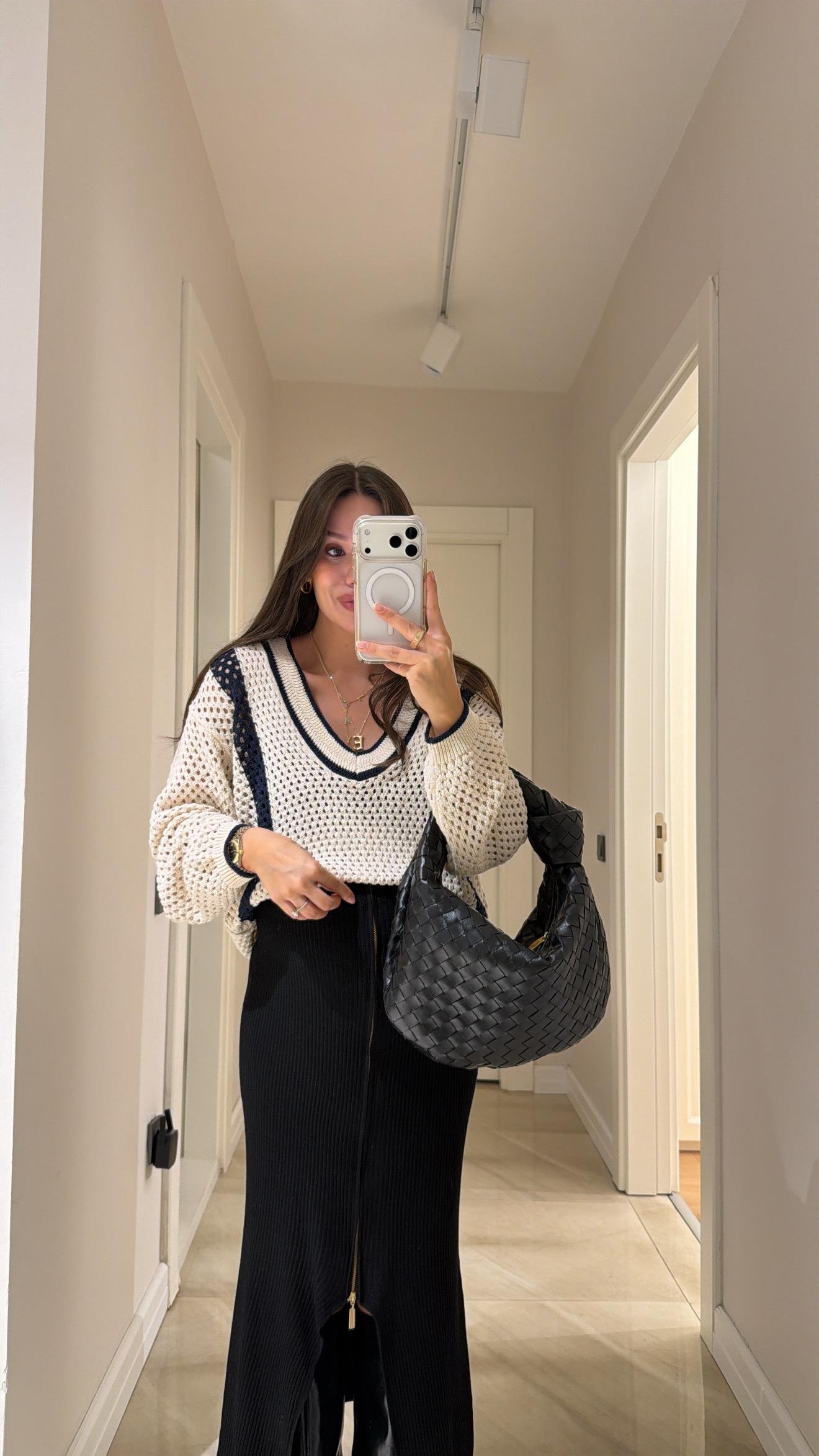 Ekru Lacivert Çizgili Ajurlu Marka Model Kazak