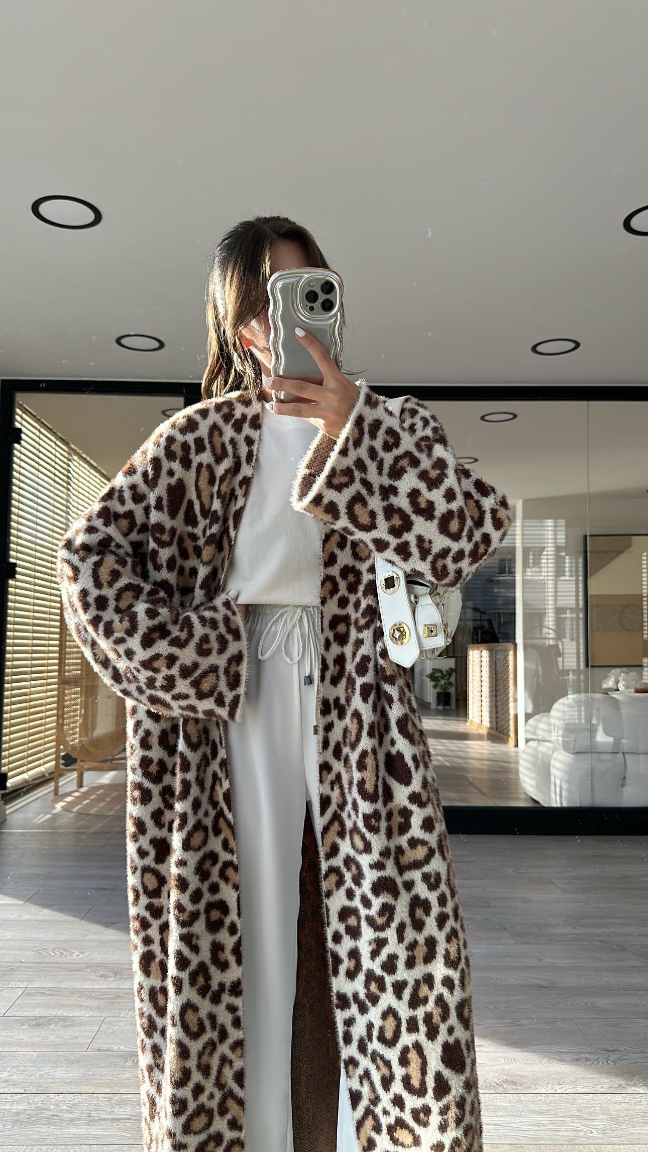 Taş Leopar Desen Yumoş Uzun Hırka 