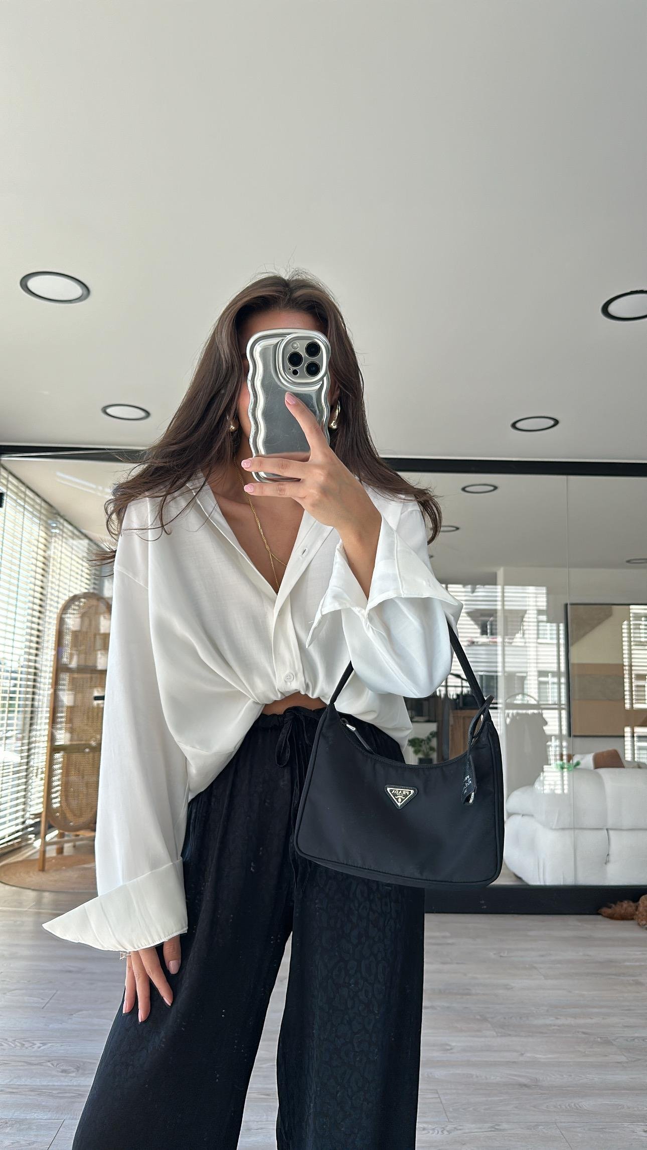 Ekru Oval Kesim Modal Kumaş Gömlek