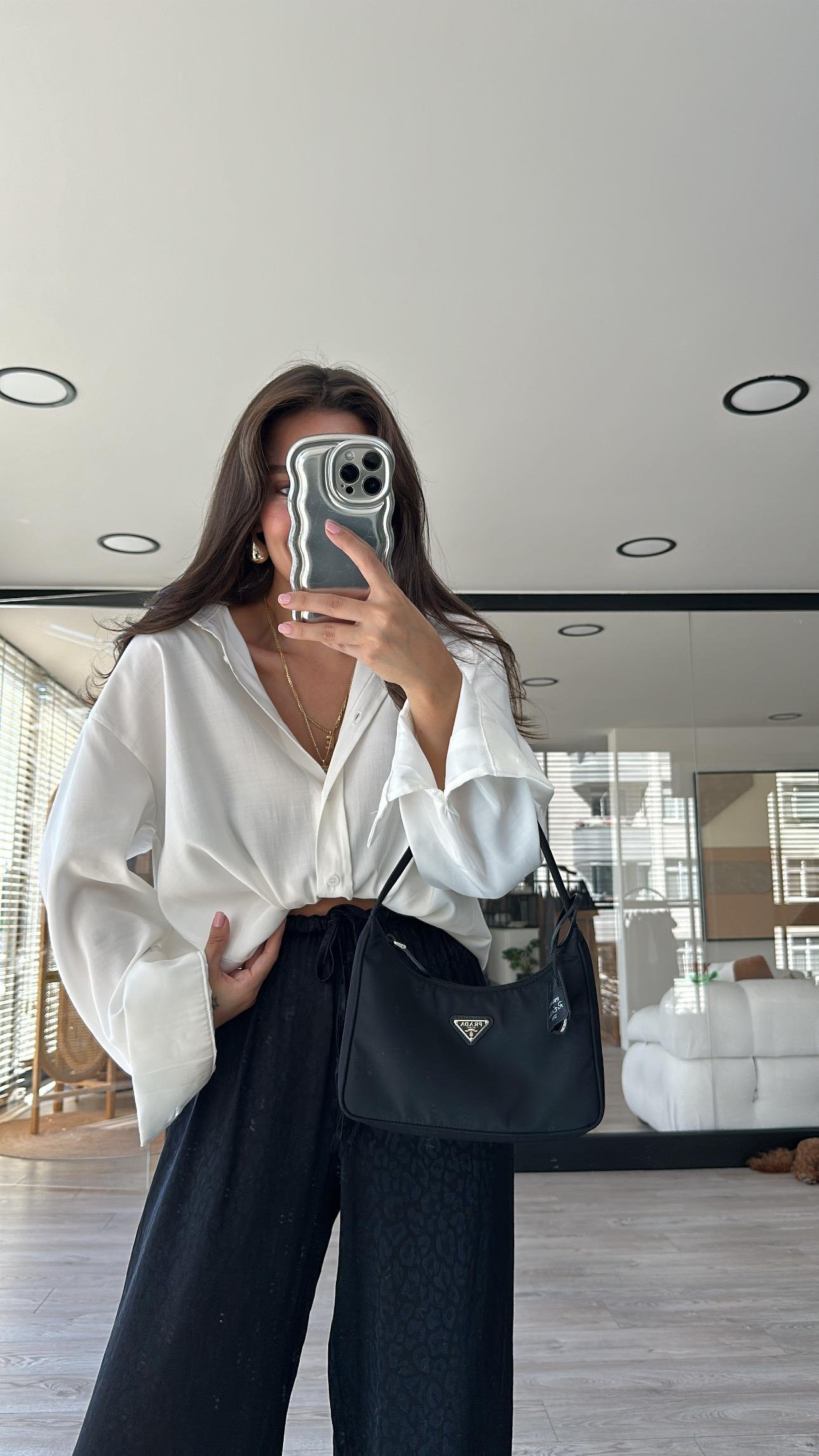 Ekru Oval Kesim Modal Kumaş Gömlek