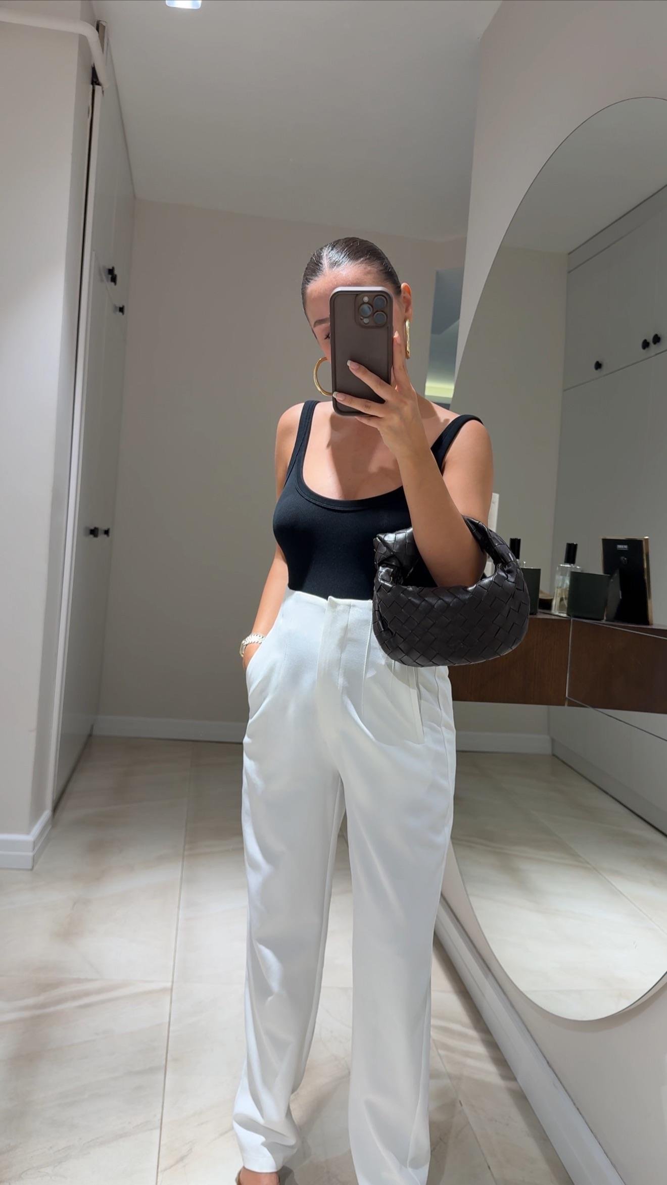 Ekru Pens Detaylı Havuç Pantolon