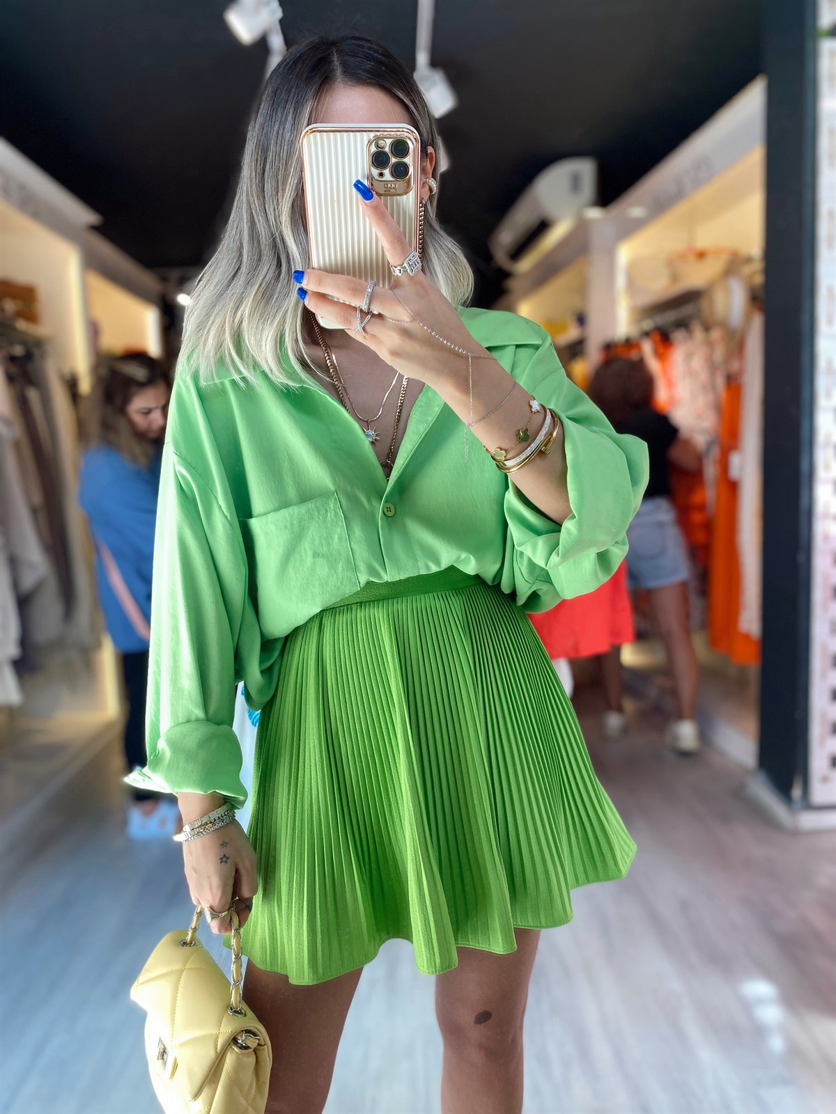 Fıstık Yeşili Pileli Şortlu Etek 