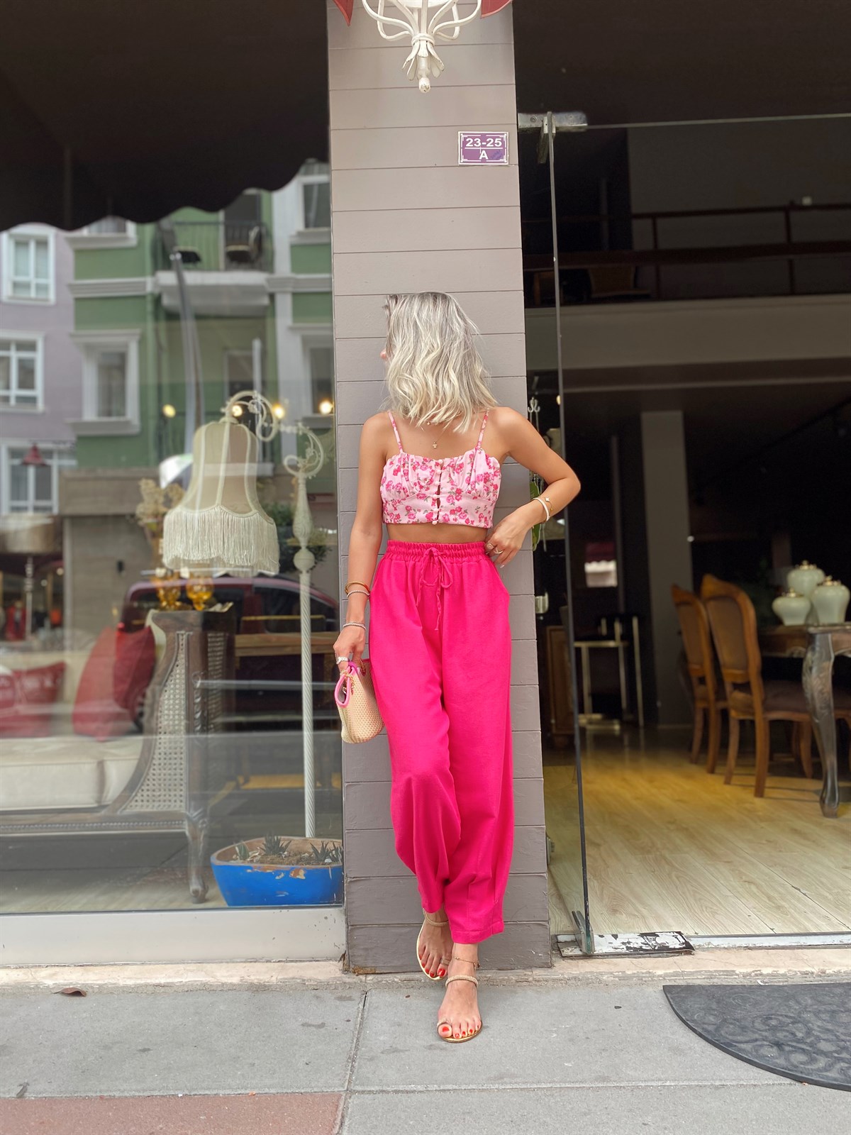 Fuşya Beli Lastikli Paça Pileli Pantolon 
