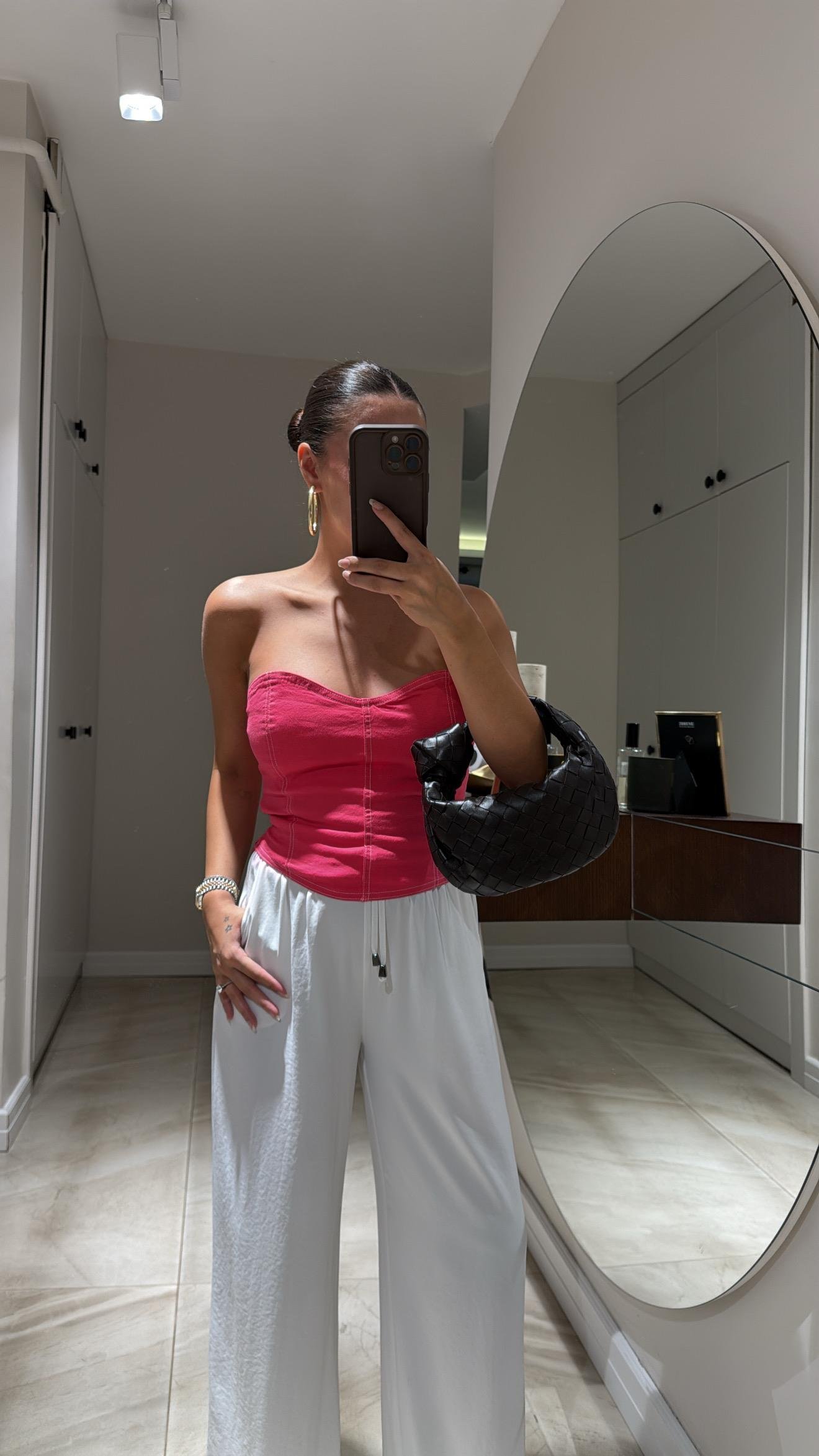 Fuşya Beyaz Dikişli Arka Lastikli Bluz