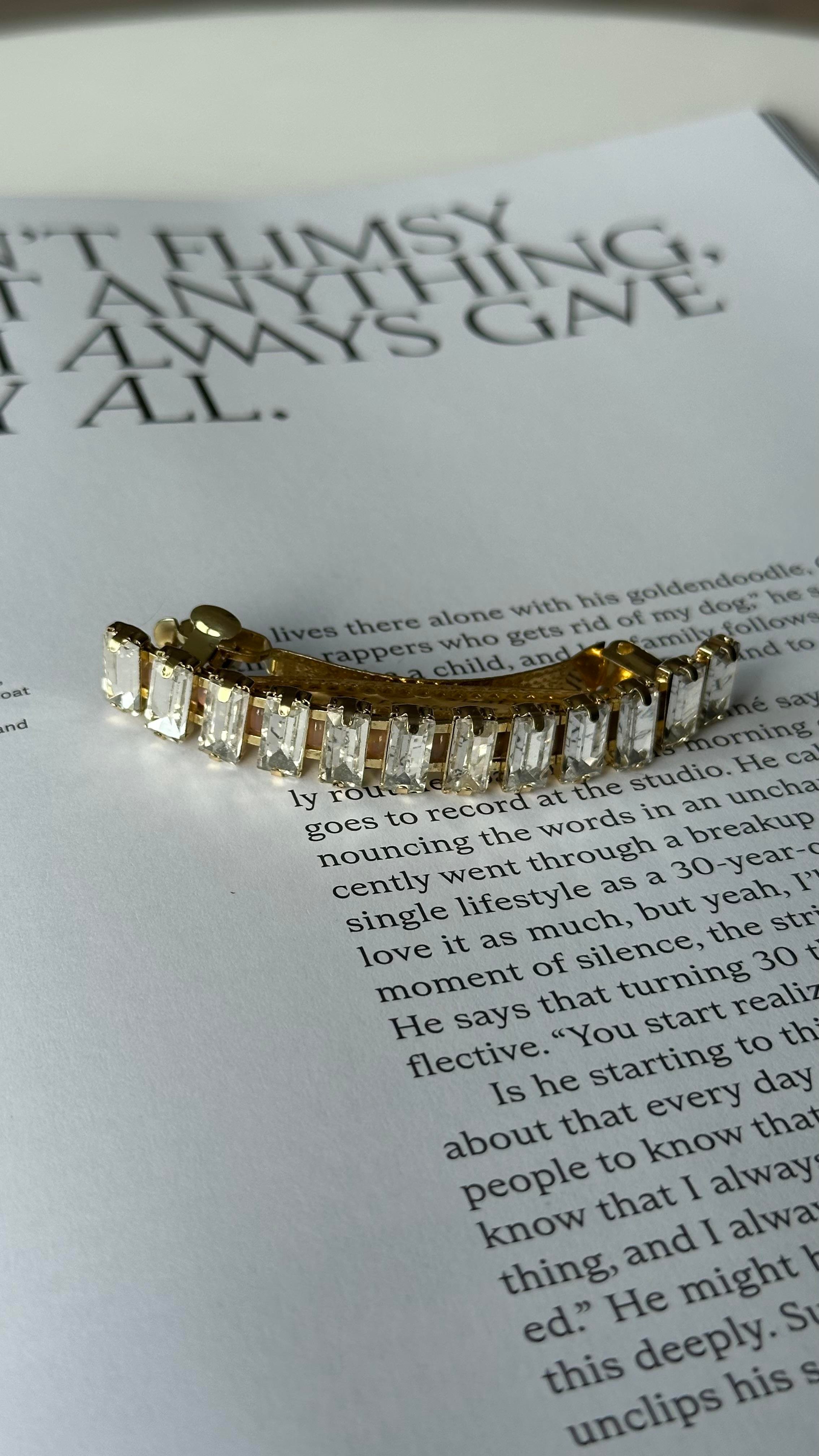 Gold Beyaz Renk Dikdörtgen Taşlı Klipsli Toka