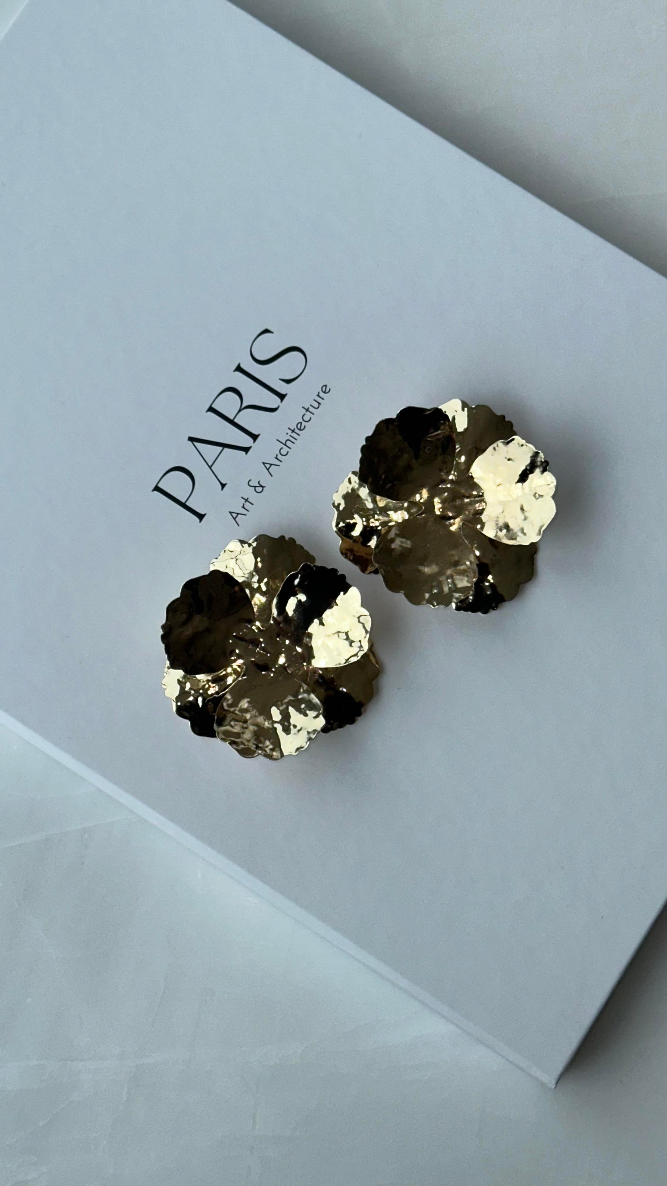 Gold Büyük Çiçek Küpe