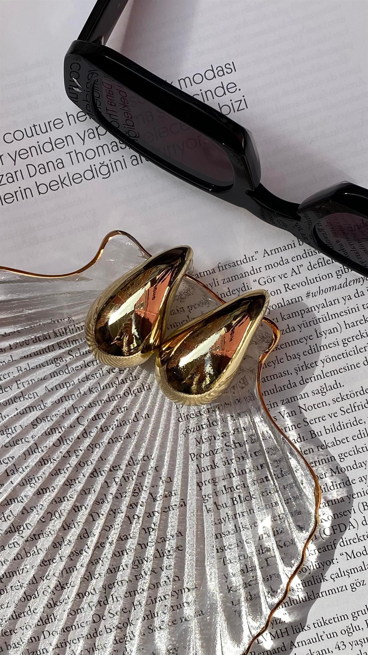 Gold Büyük Damla Marka Model Küpe