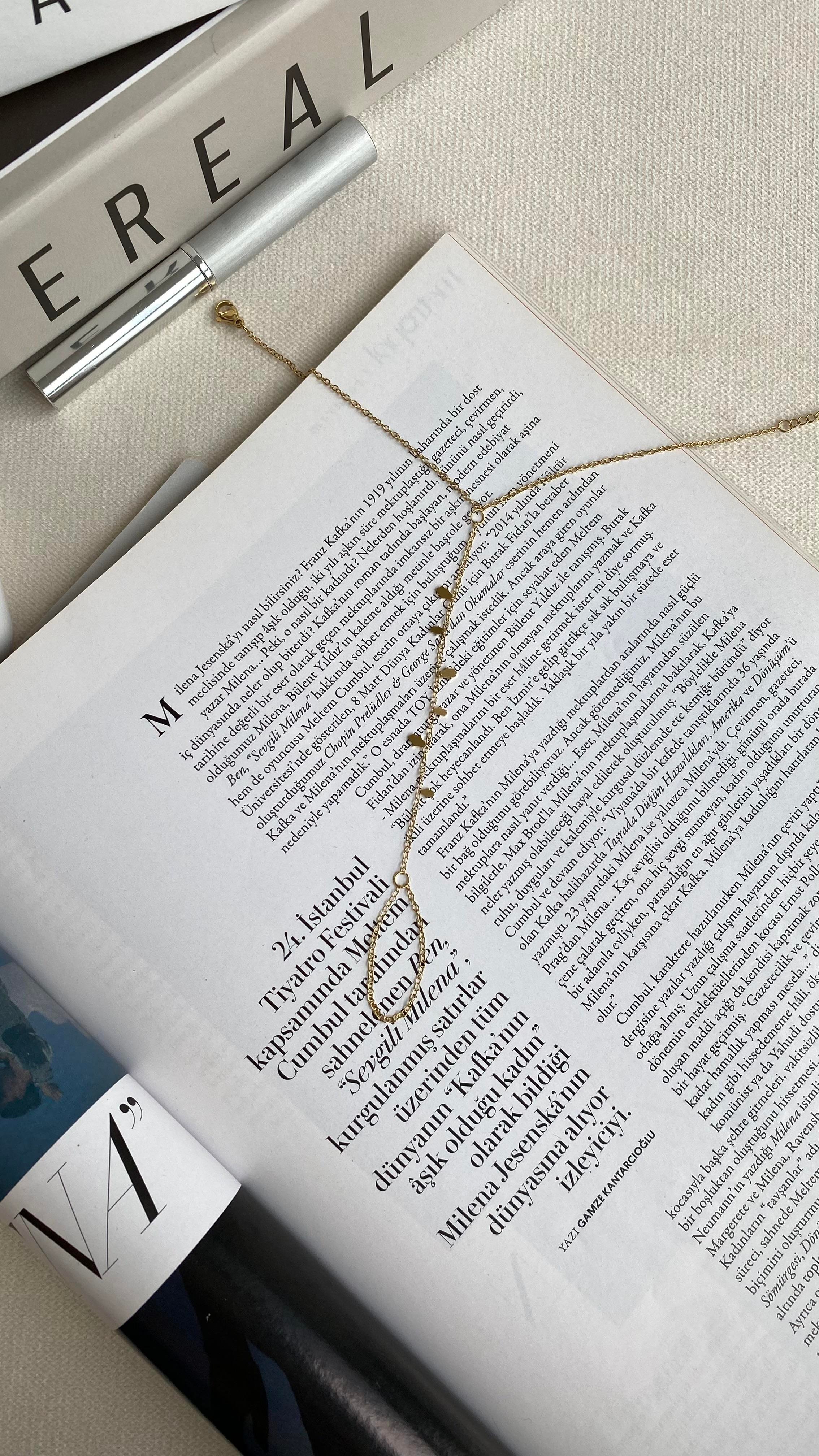 Gold El Charmlı Şahmeran