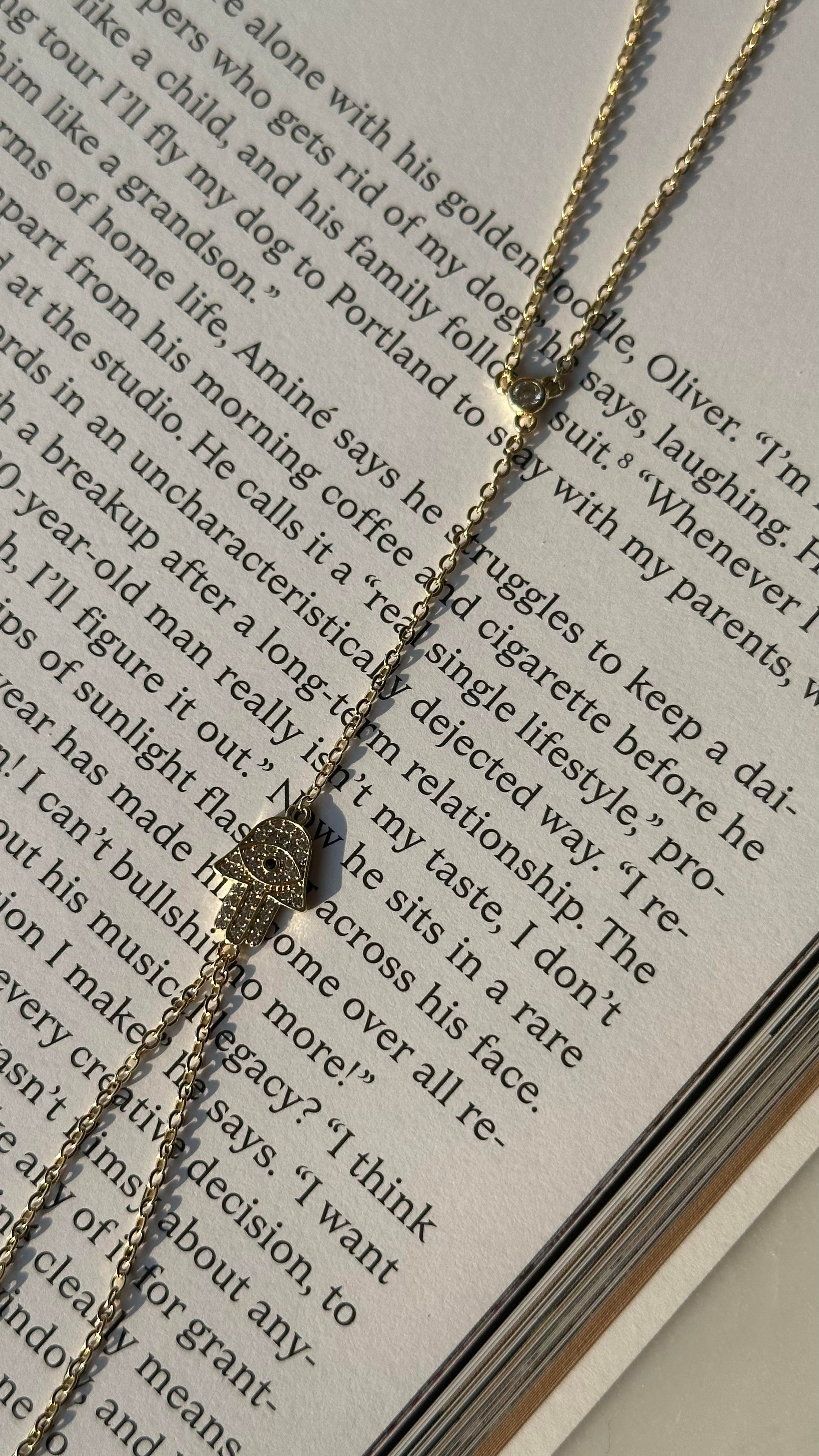 Gold El Detaylı Taşlı Şahmeran