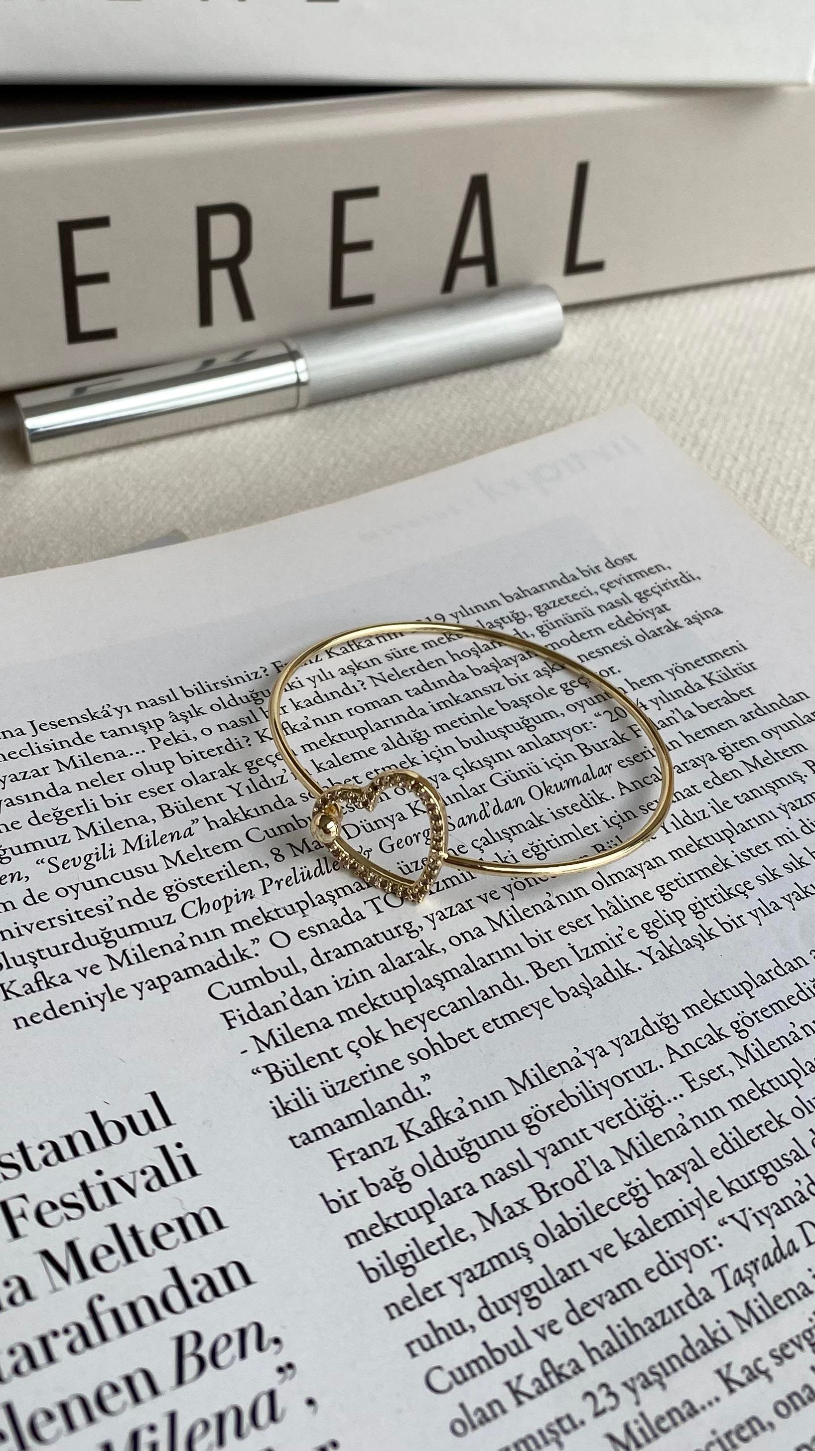 Gold İnce Kelepçe Kalp Bileklik