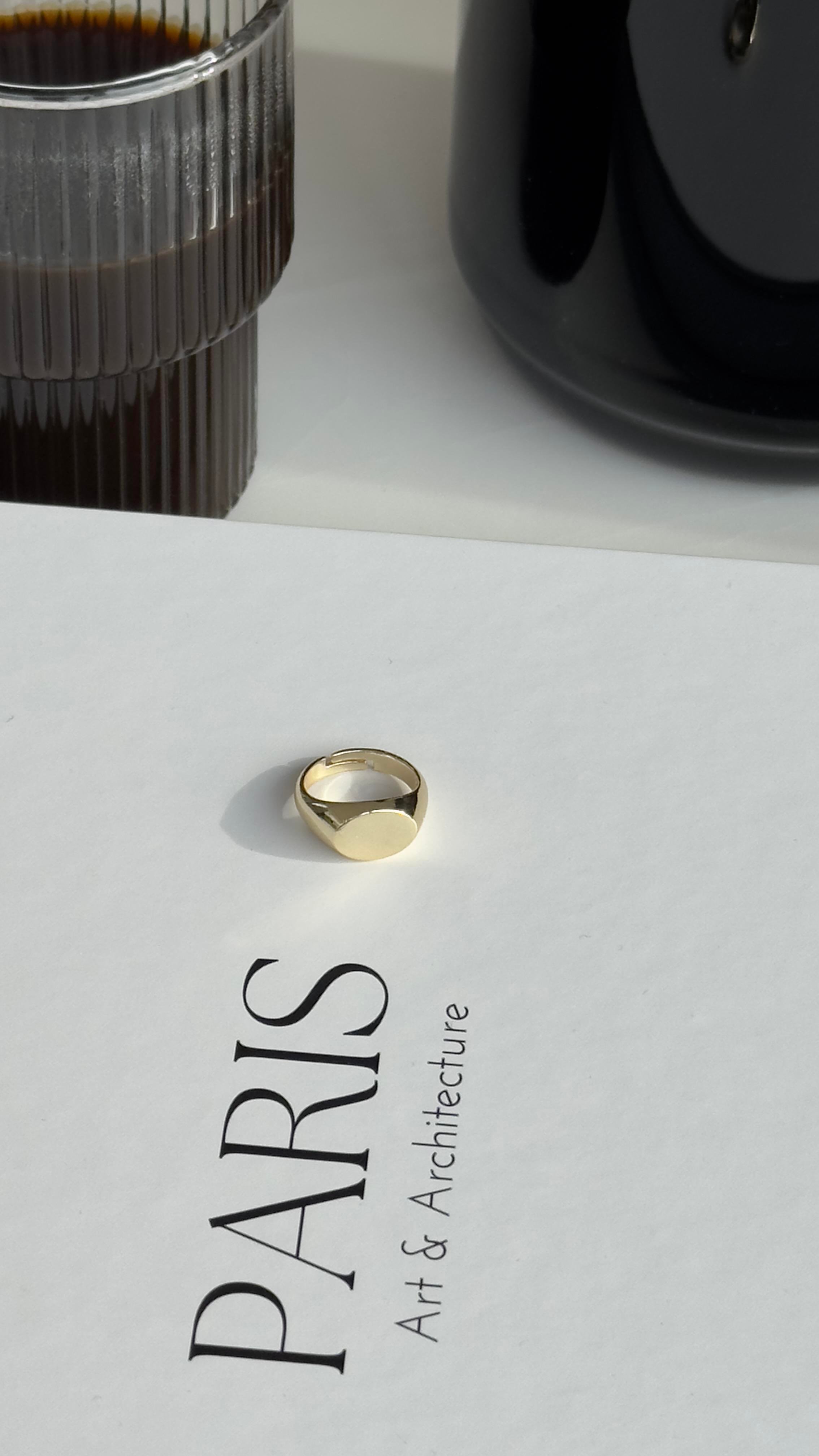 Gold Oval Serçe Parmak Yüzüğü