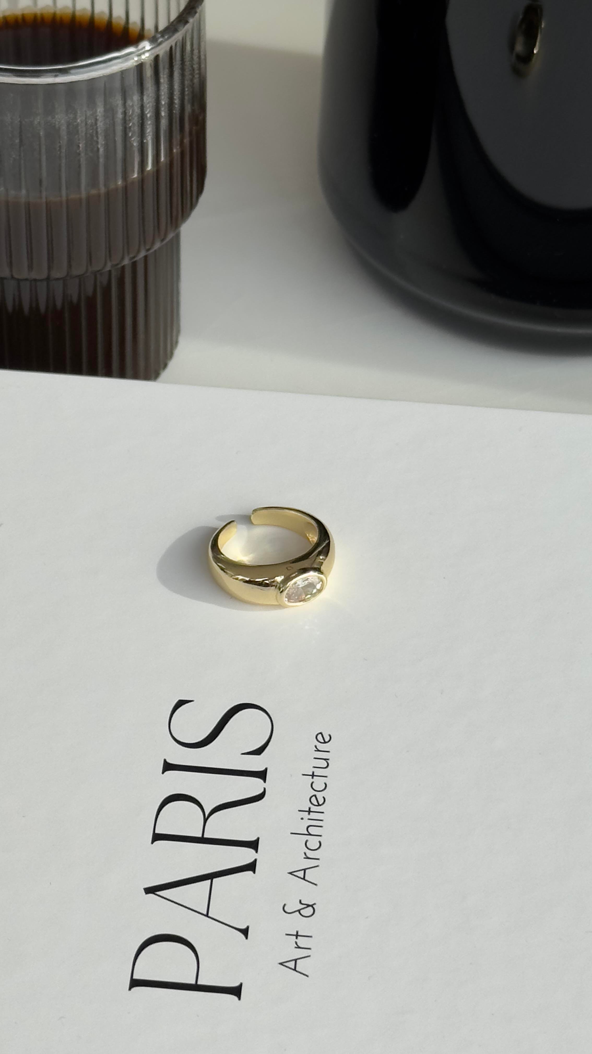 Gold Oval Taşlı Ayarlanabilir Yüzük