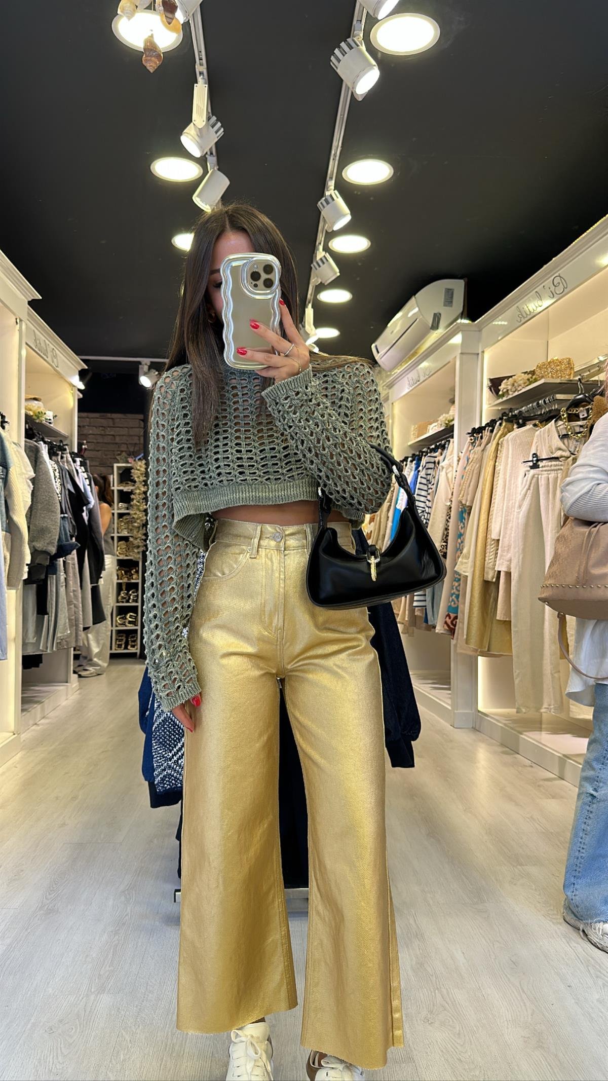 Gold Renk Parlak Kumaş Bol Paça Pantolon