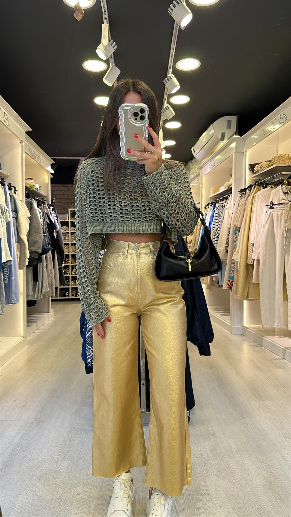 Gold Renk Parlak Kumaş Bol Paça Pantolon