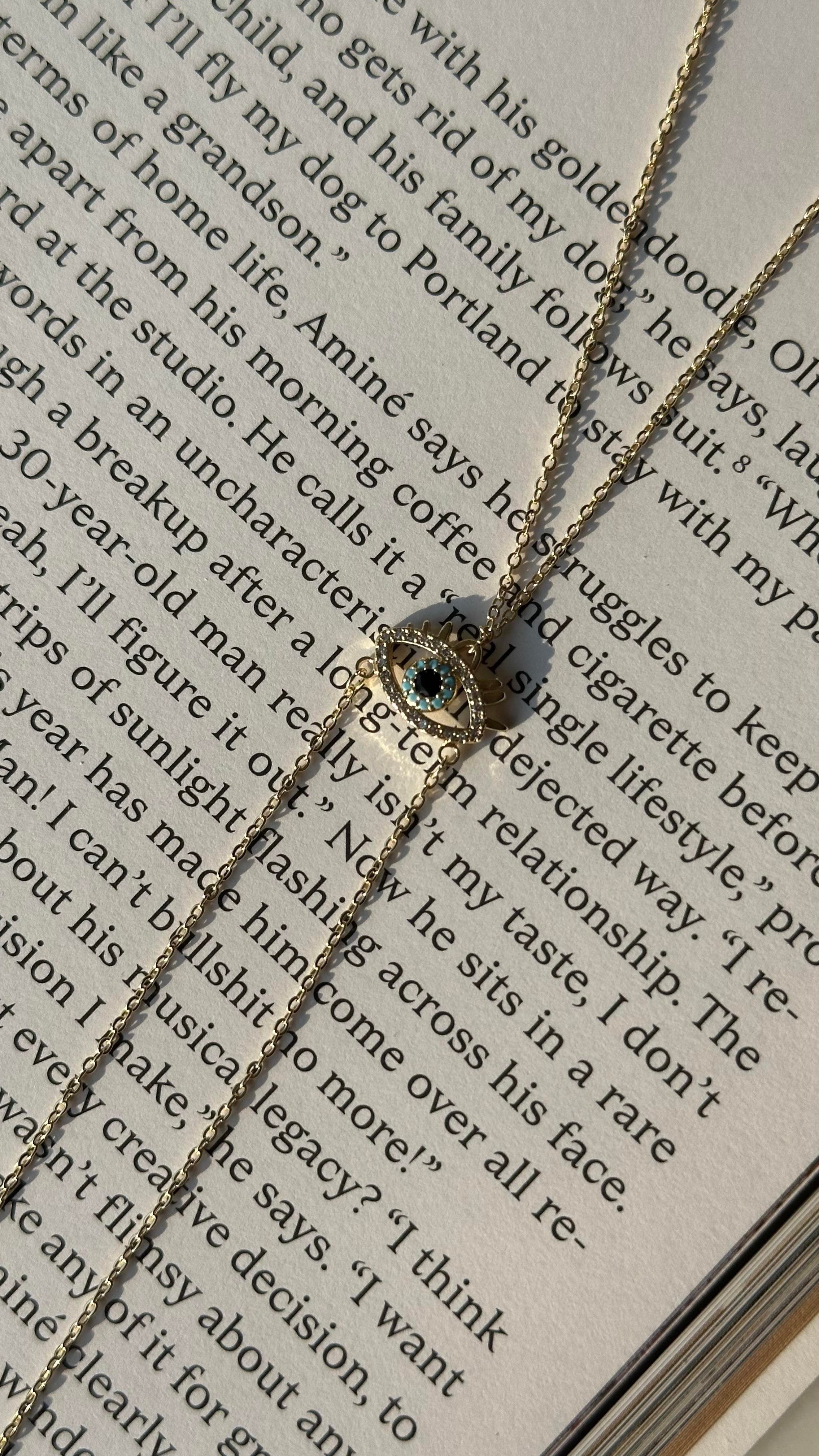 Gold Renkli Göz Detaylı Şahmeran