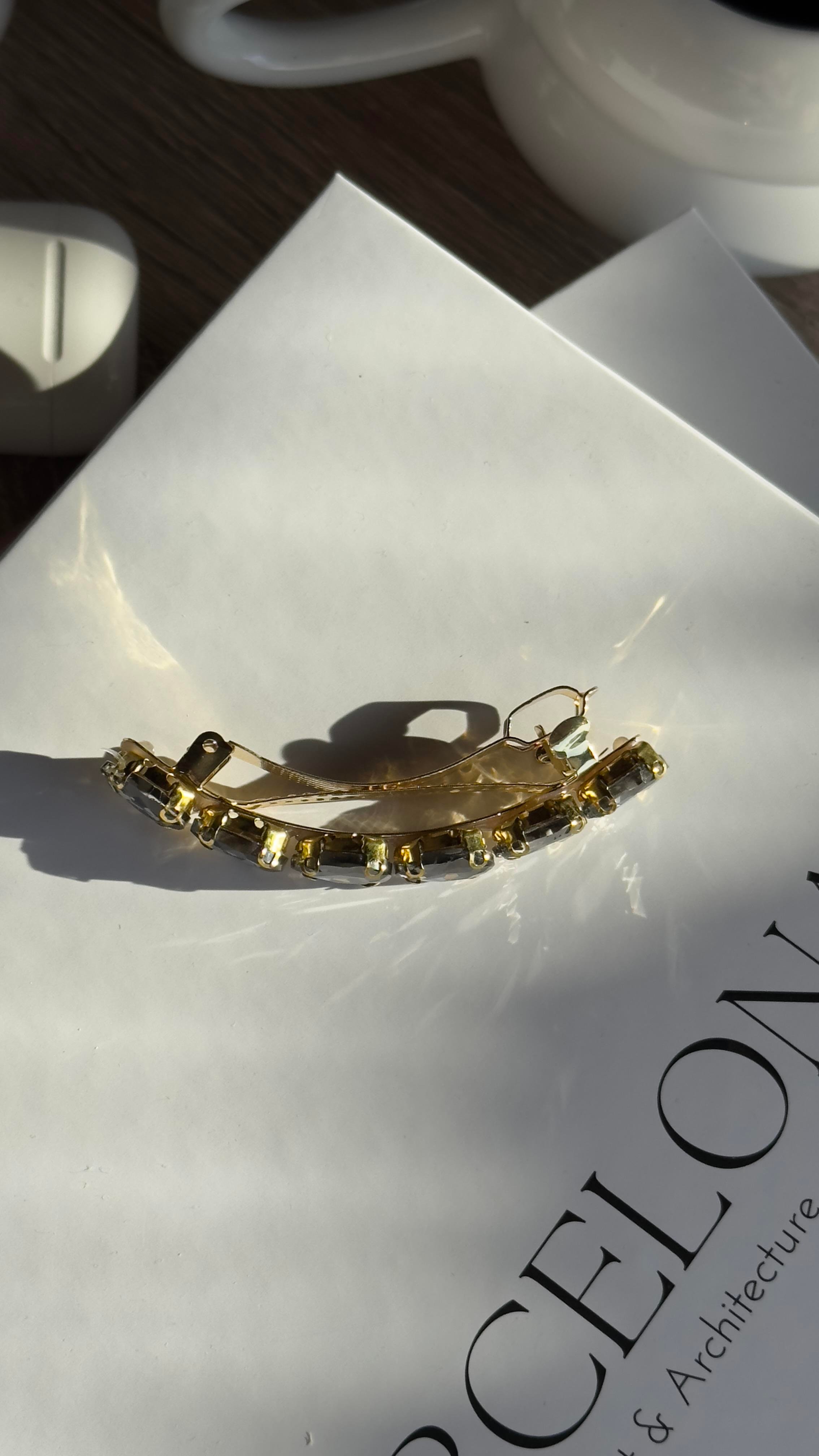 Gold Gri Renk Damla Taşlı Klipsli Toka 