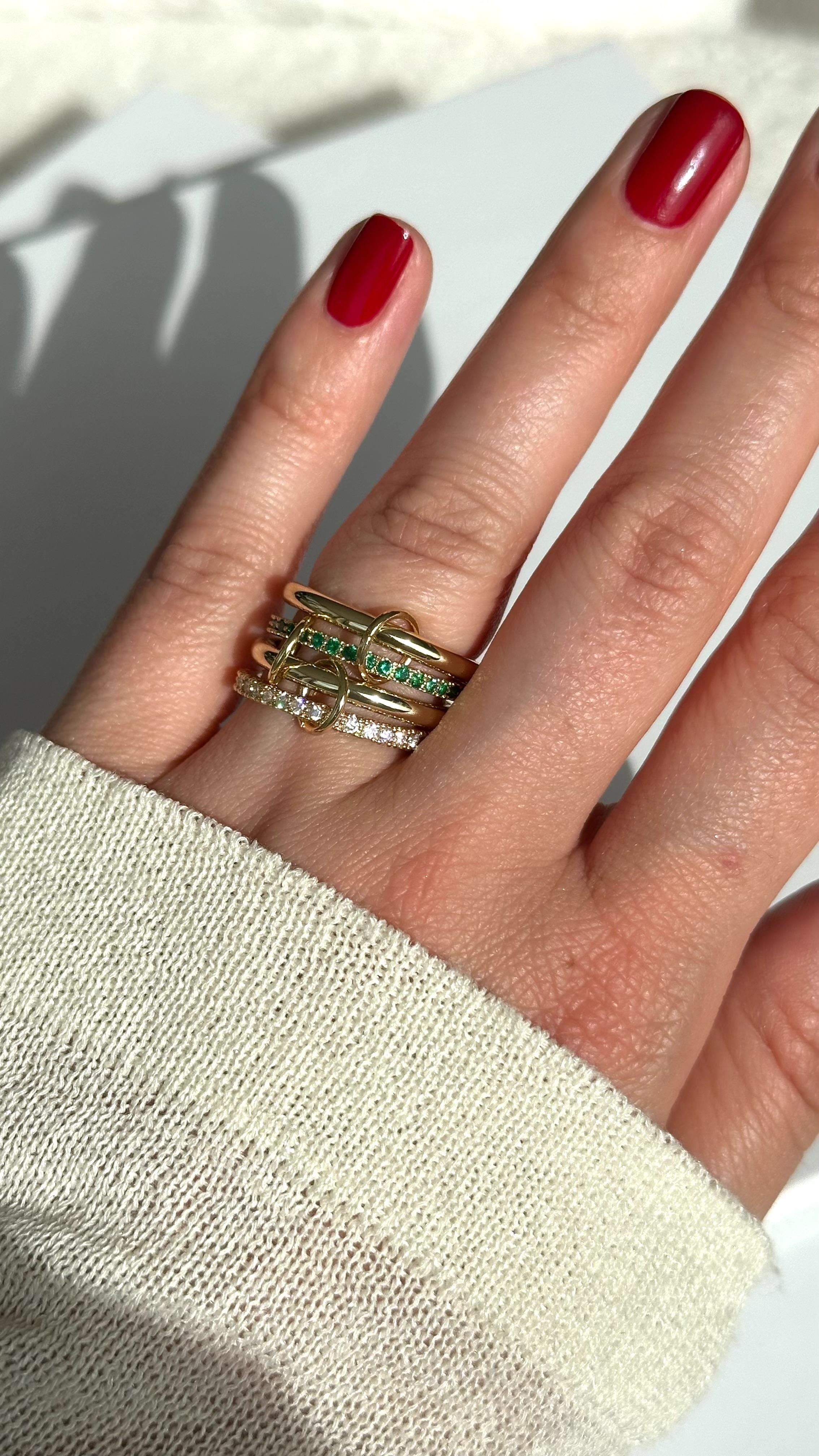 Gold Yeşil Taşlı Dörtlü Çelik Yüzük