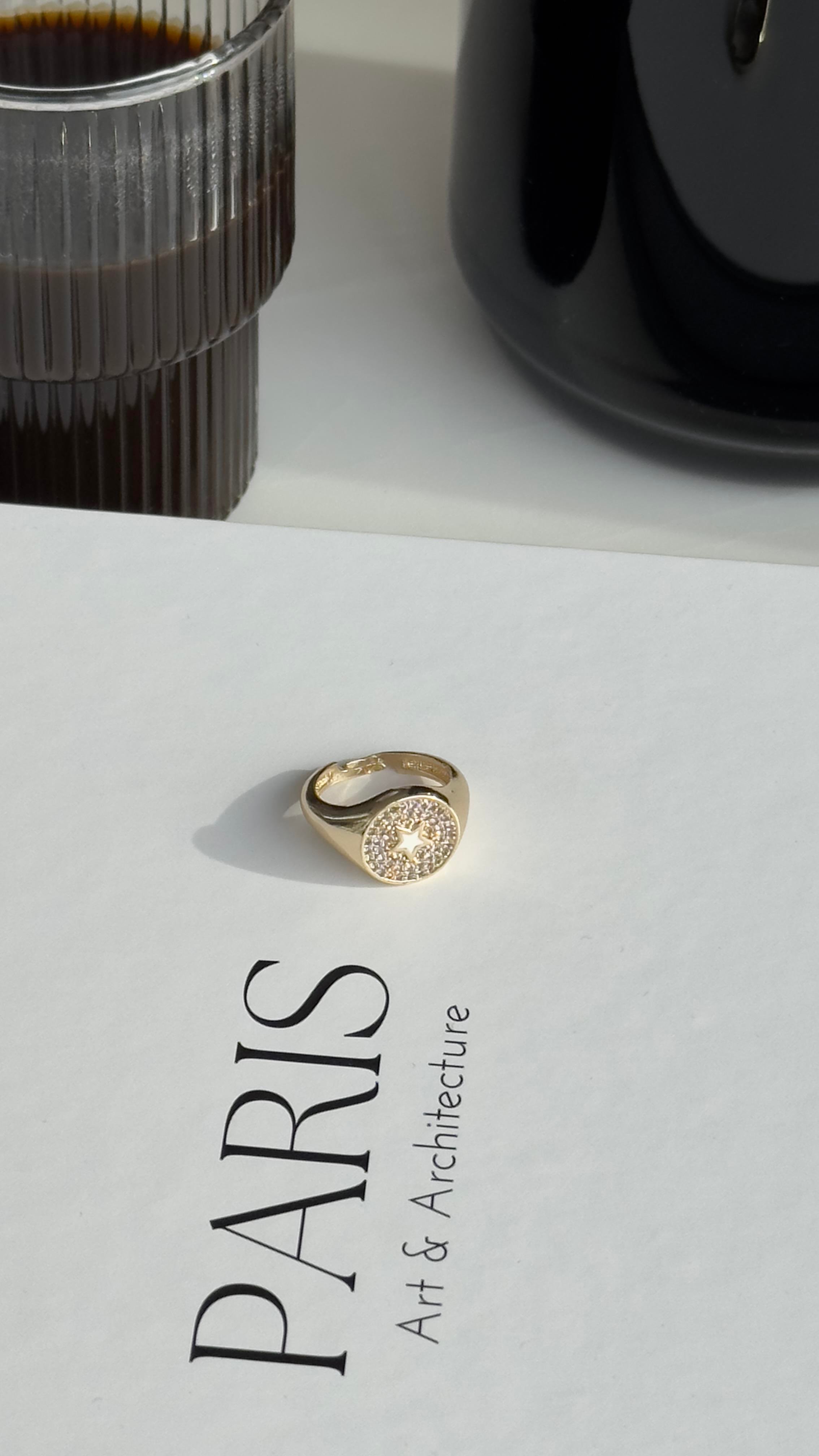 Gold Zirkon Taşlı Yıldız Detaylı Yüzük