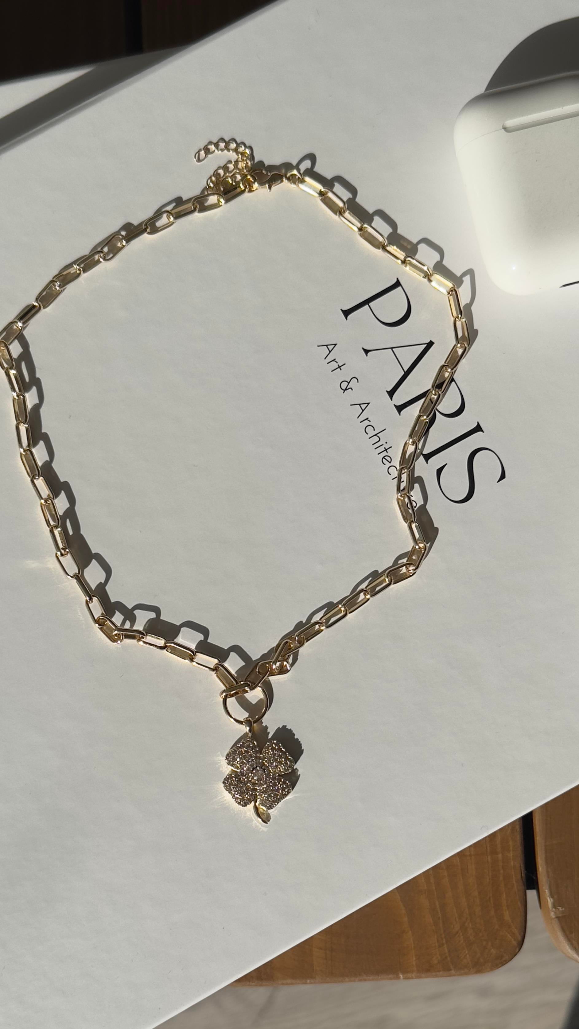 Gold Zirkon Taşlı Yonca Marka Model Kolye