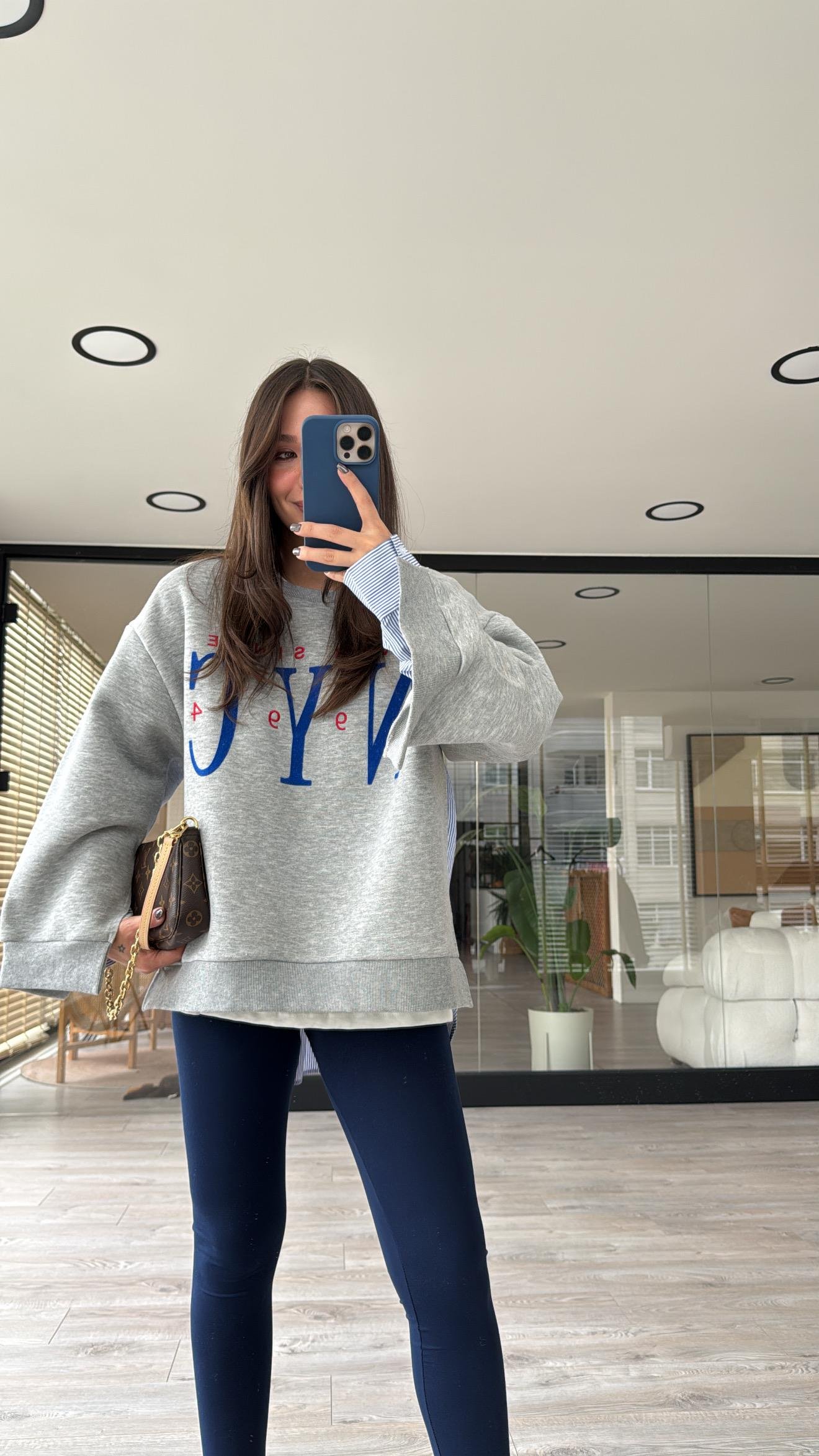 Gri Arka Gömlek Detaylı Şardonlu Sweat 