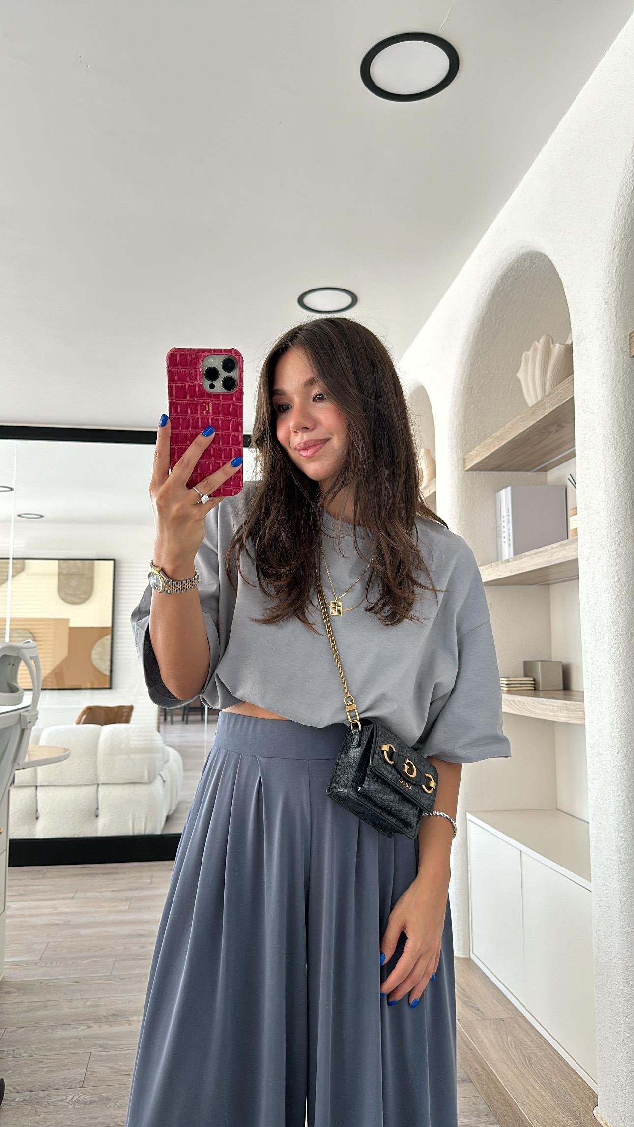 Gri Basic Oversize Bisiklet Yaka Dilvin Tişört