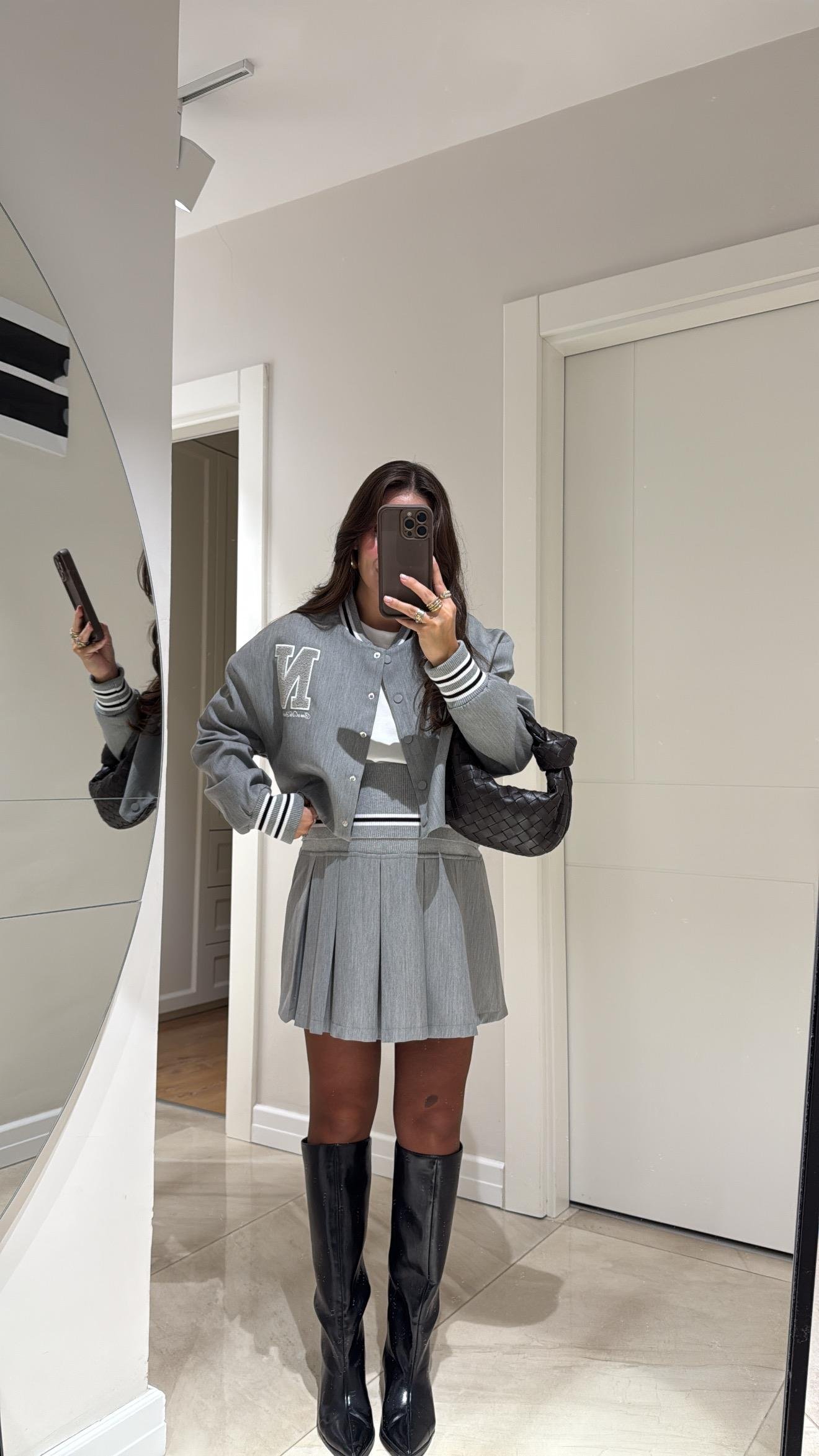 Gri Bel Şerit Detaylı Ribanalı Pileli Etek