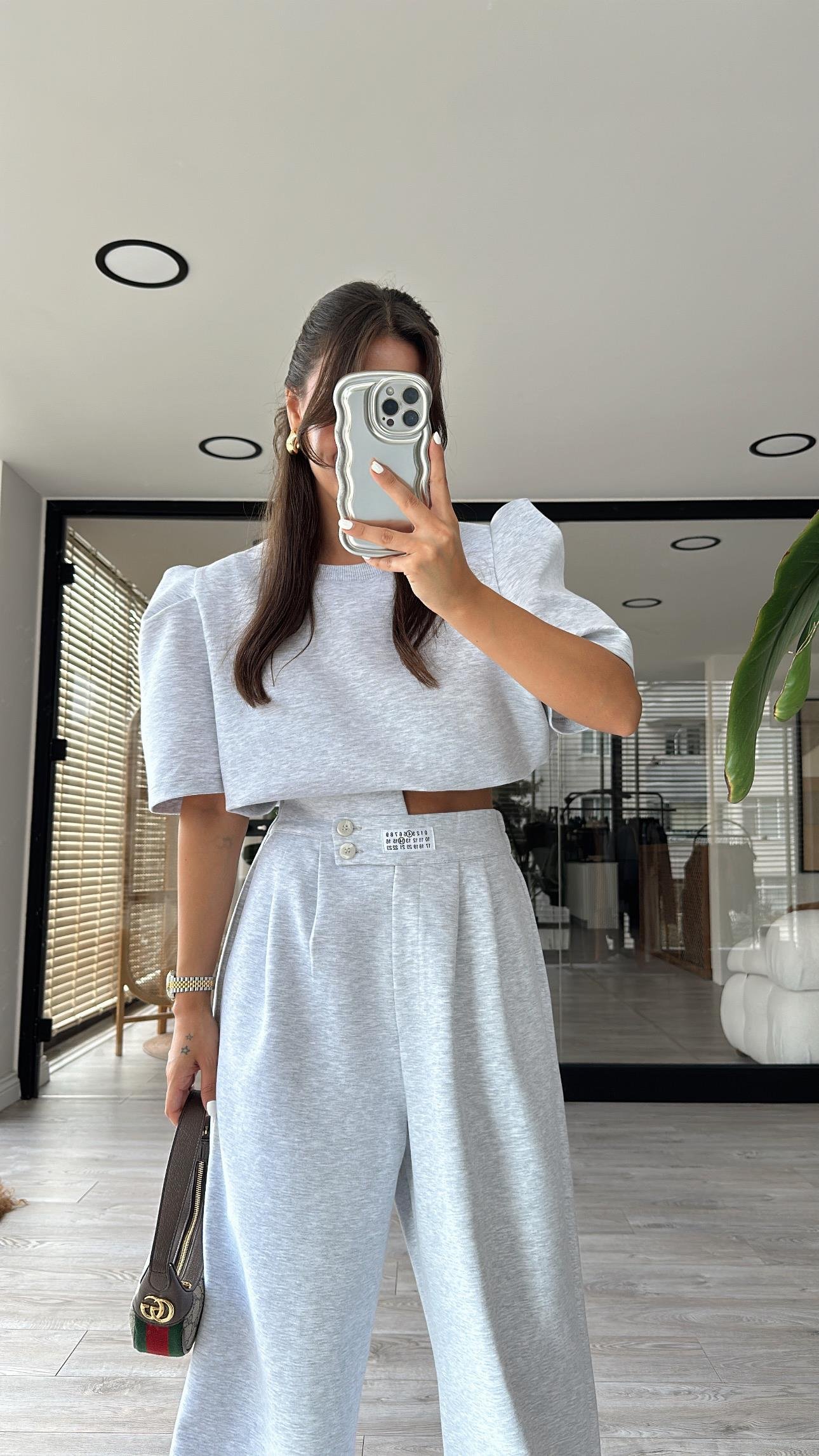 Gri Beli Lastikli Kol Detaylı Basic Bluz