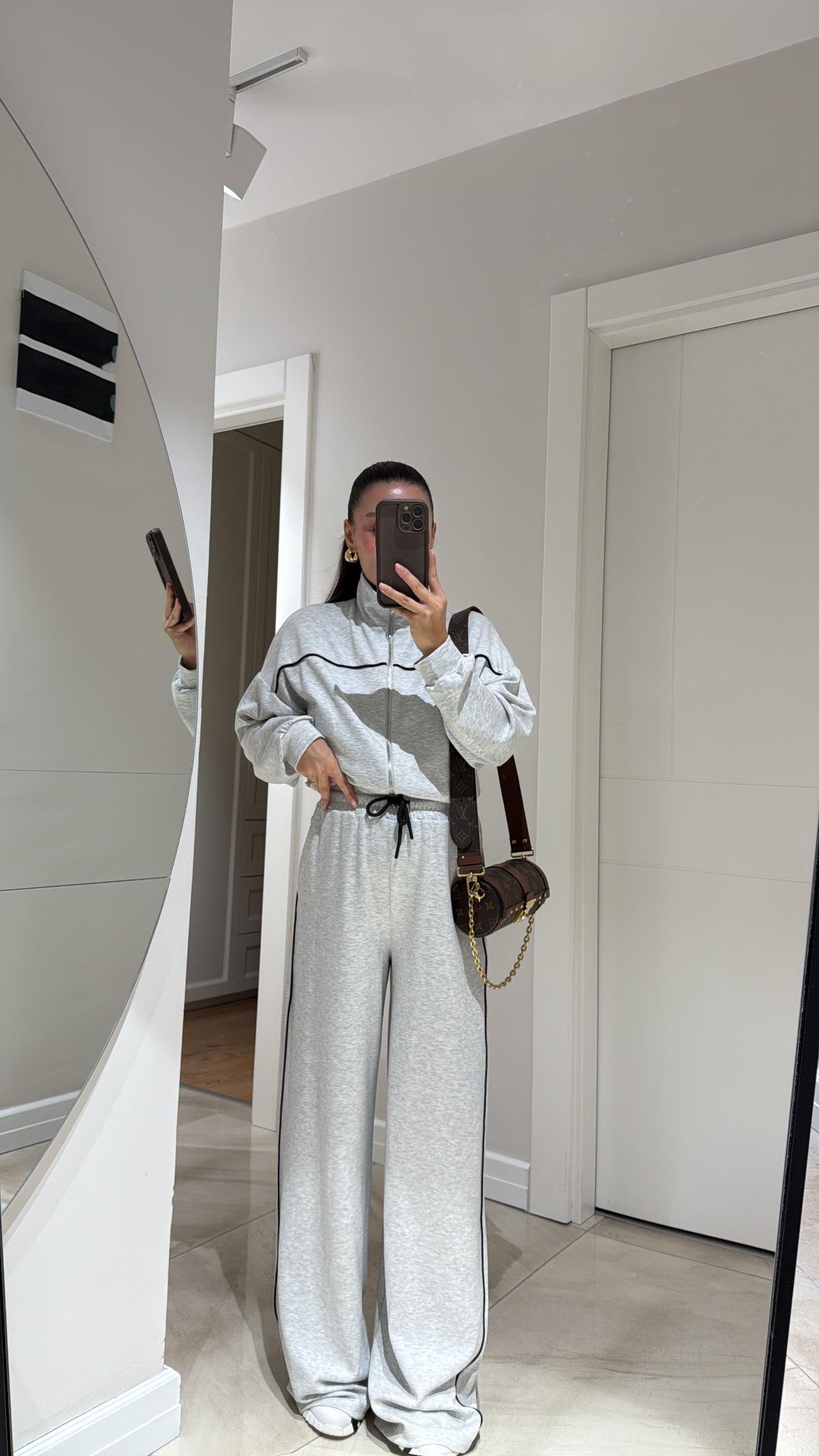 Gri Biyeli Fermuarlı Pantolon Takım 