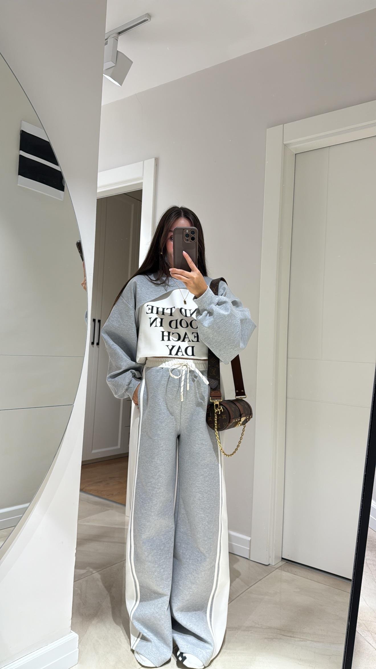 Gri Ekru Yan Şeritli Garnili Pantolon