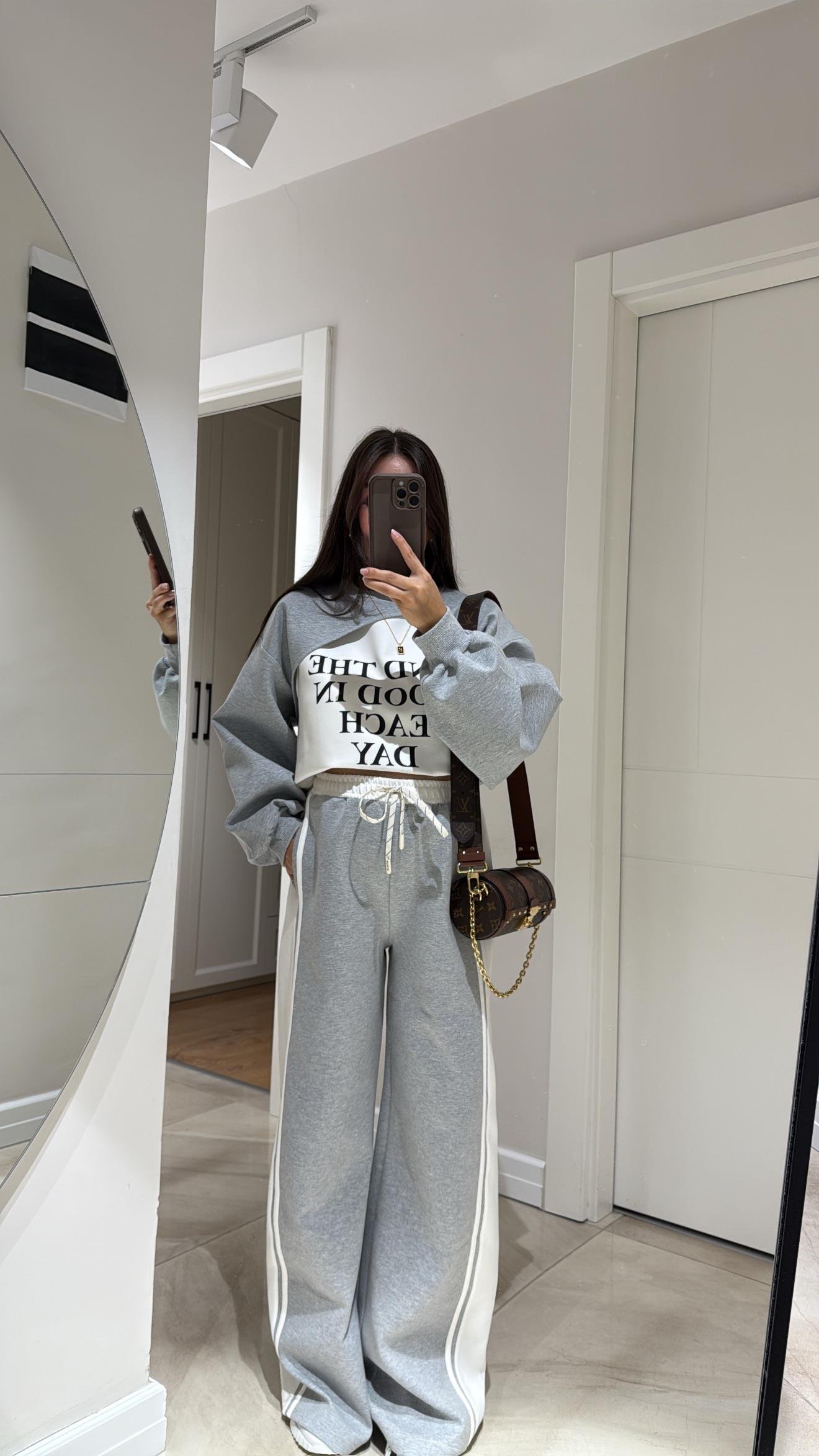 Gri Ekru Yan Şeritli Garnili Pantolon