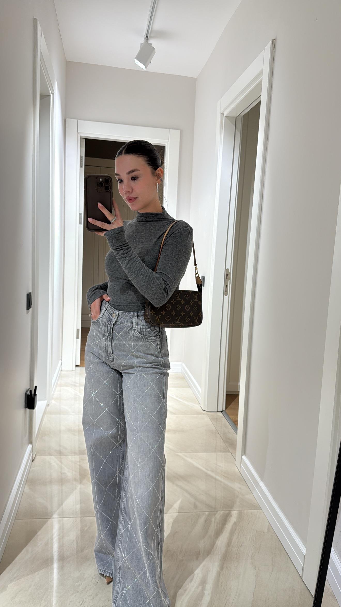 Gri Geometrik Taşlı Bol Paça Marka Model Jean