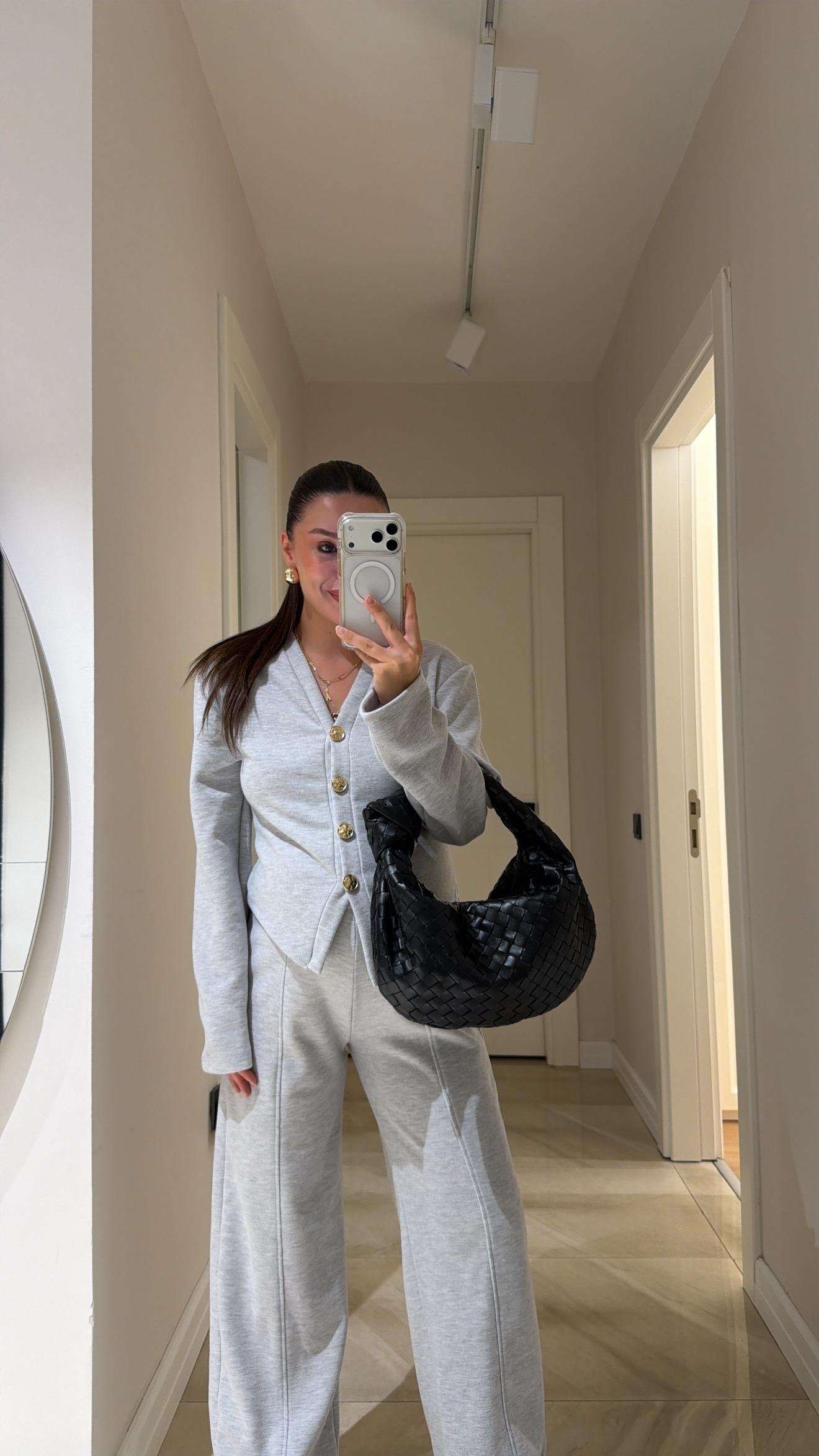 Gri Gold Düğmeli Triko Pantolon Takım