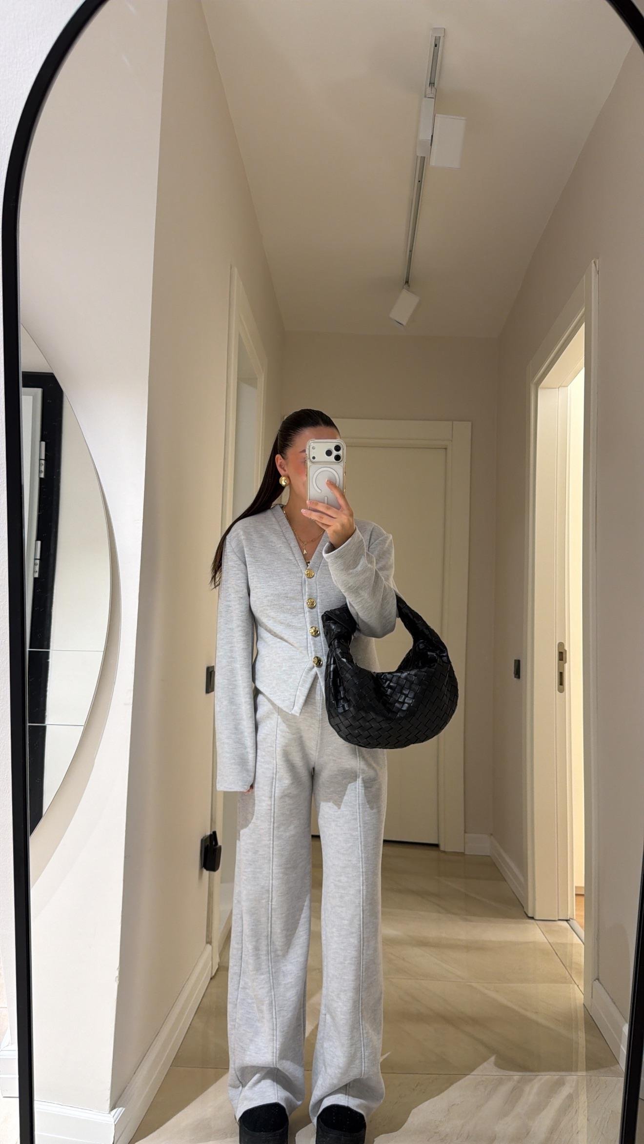 Gri Gold Düğmeli Triko Pantolon Takım