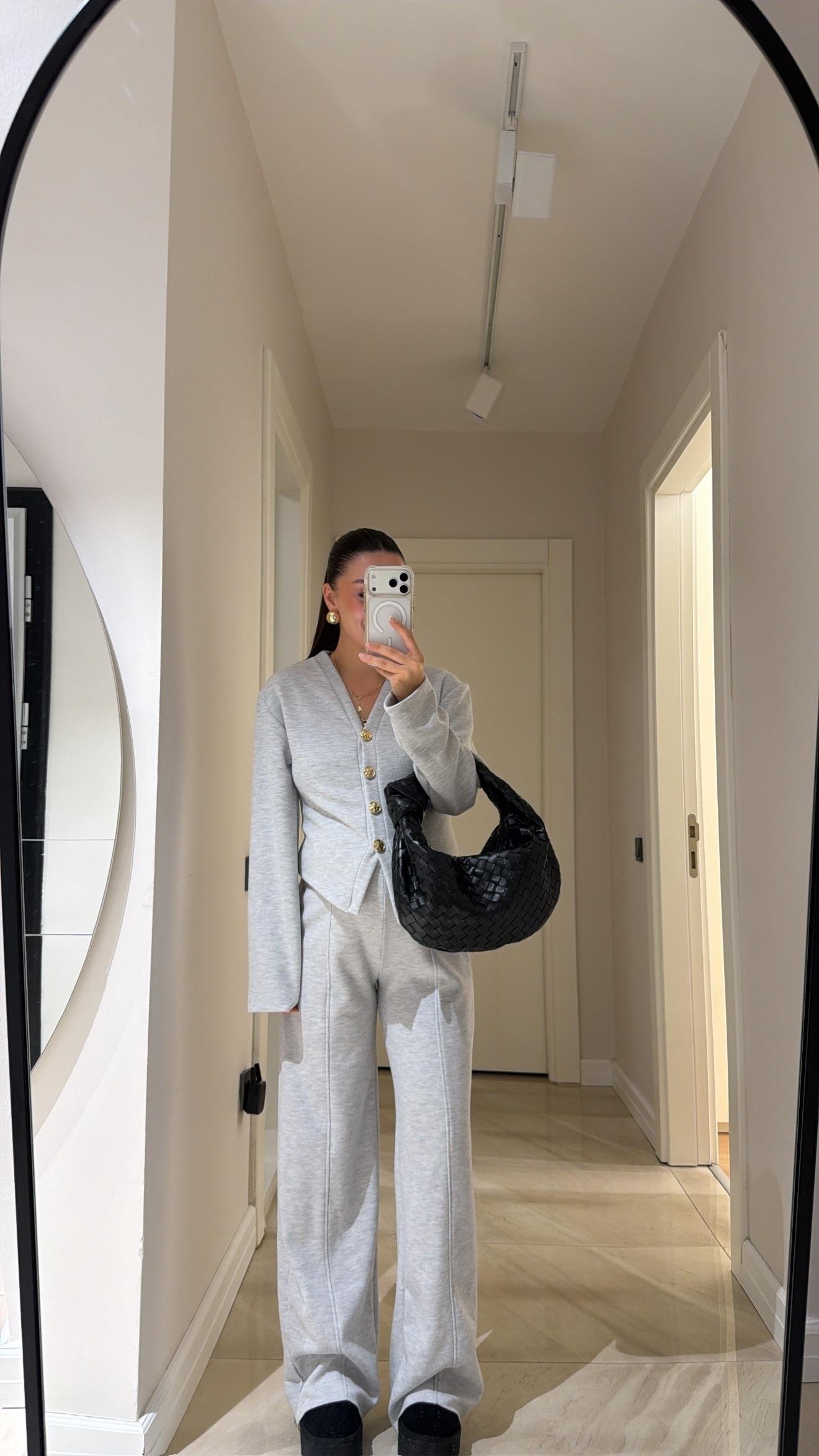 Gri Gold Düğmeli Triko Pantolon Takım