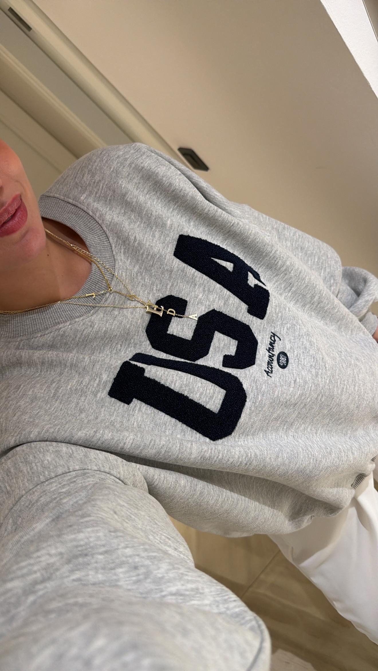 Gri Lacivert Yazı İşlemeli Sweatshirt