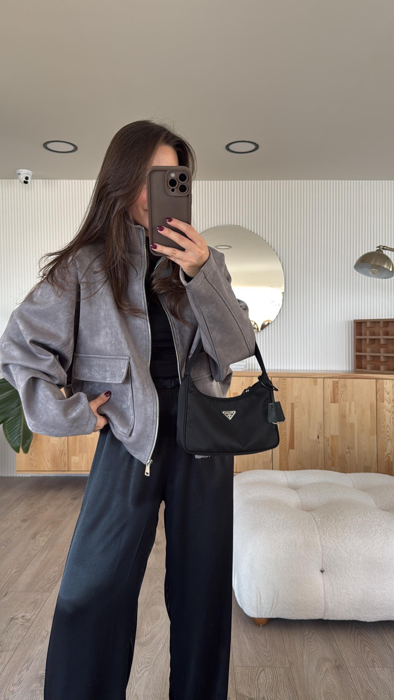 Gri Ön Cepli Fermuarlı Marka Model Nubuk Ceket 