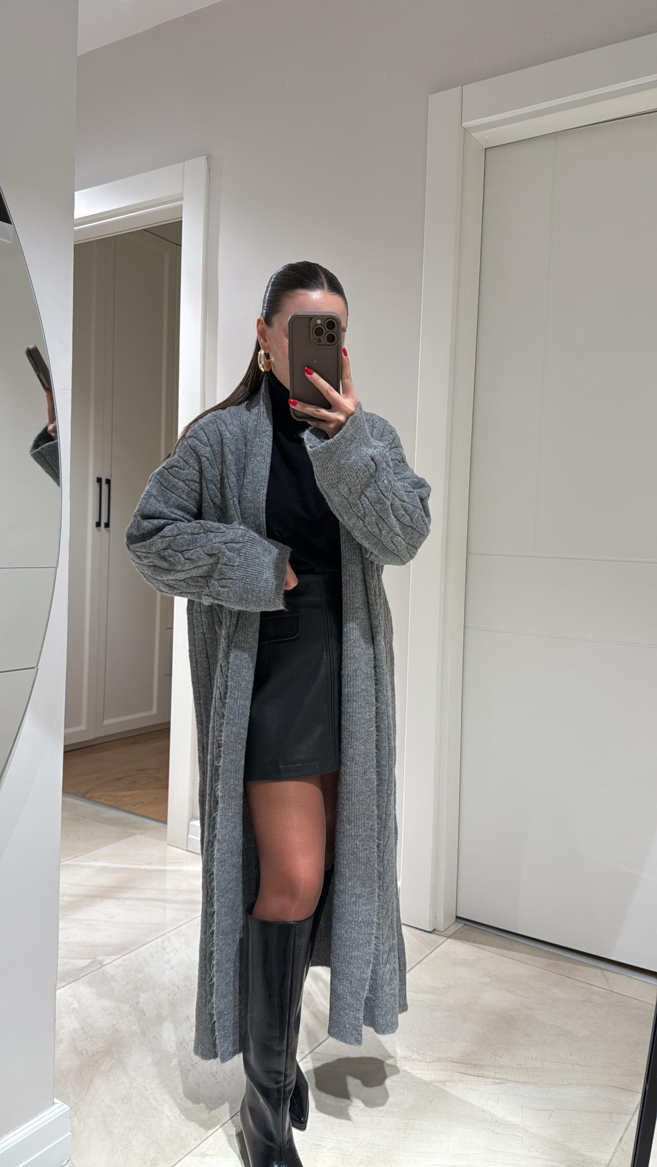 Gri Saç Örgülü Uzun Şal Yaka Triko Hırka