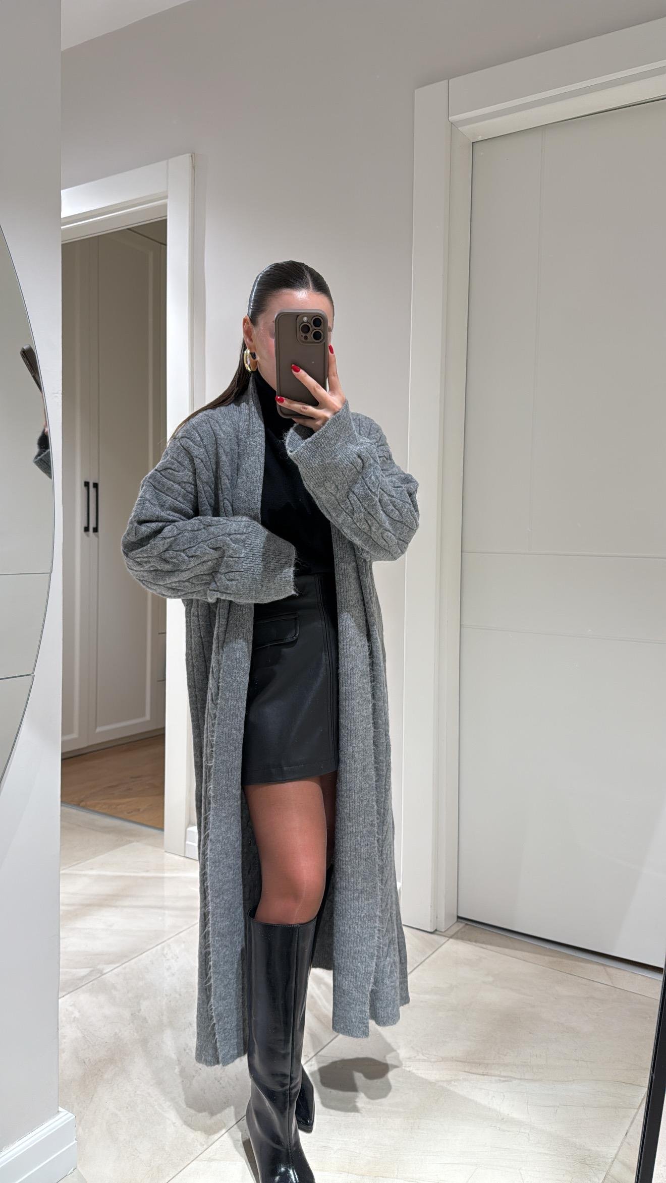 Gri Saç Örgülü Uzun Şal Yaka Triko Hırka