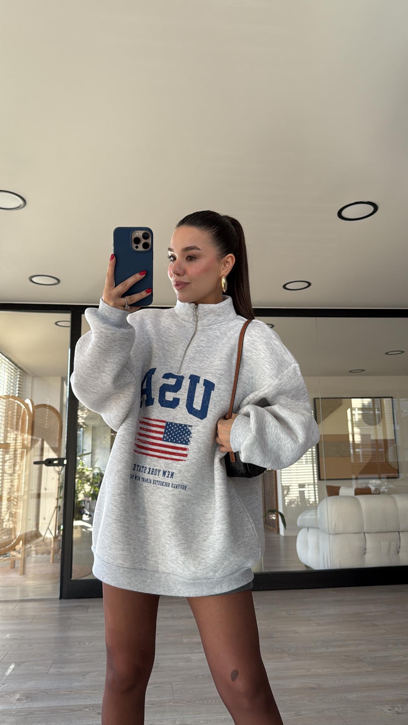 Gri USA Baskılı Dik Yaka Fermaurlı Sweat 