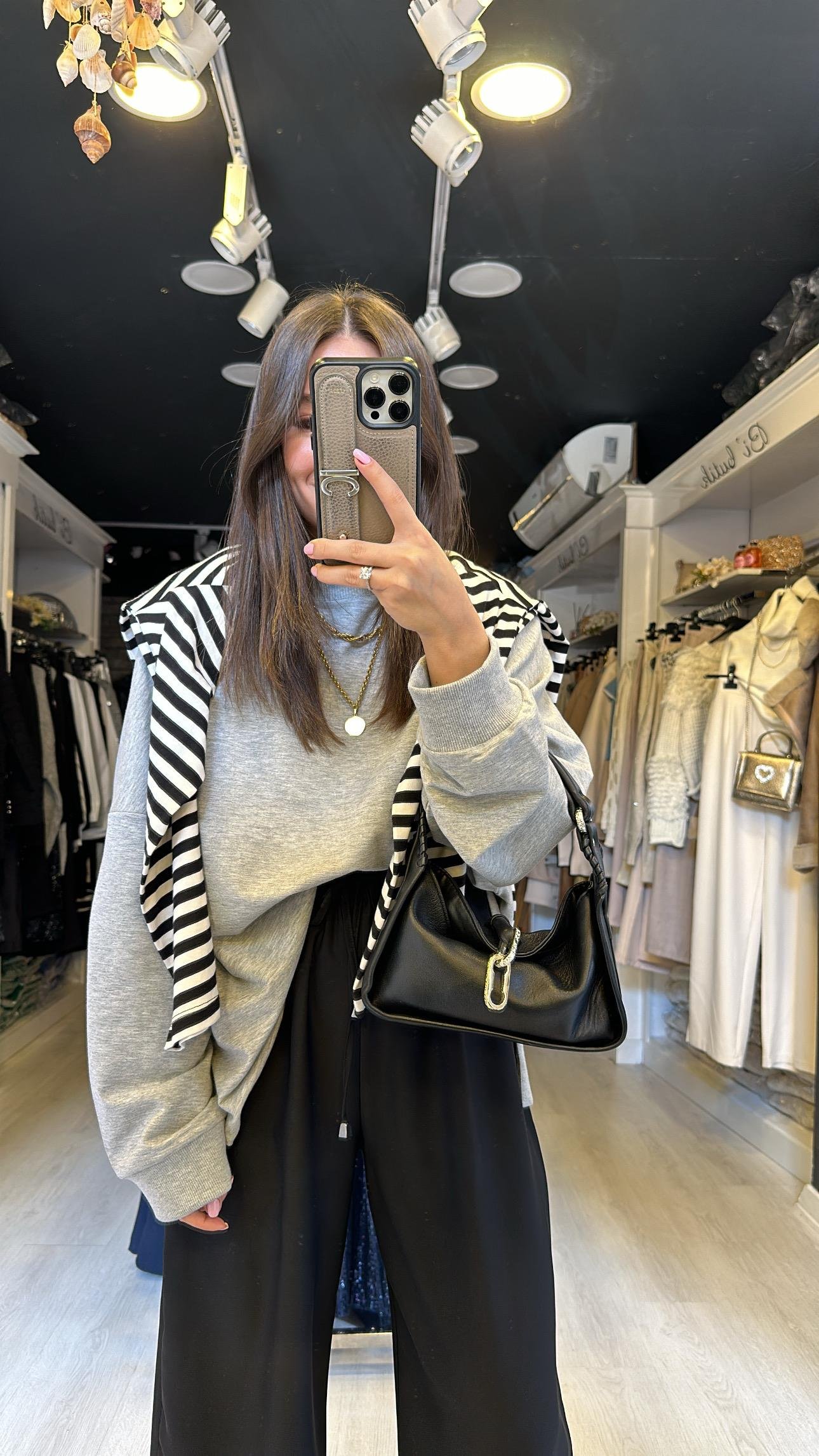 Gri Yan Yırtmaç Detaylı Basic Sweat