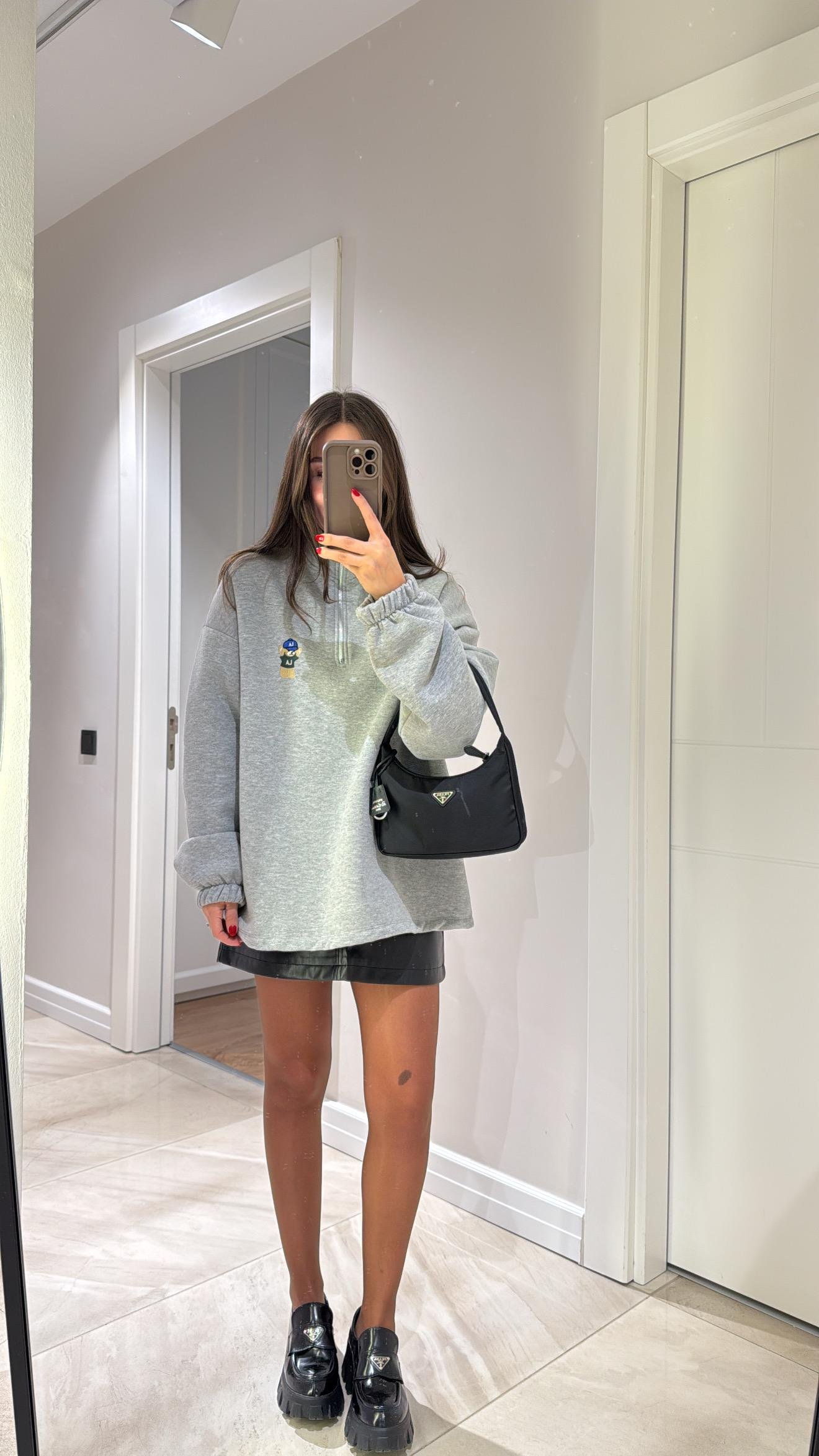 Gri Yarım Fermuarlı Ayıcık İşlemeli Sweat 