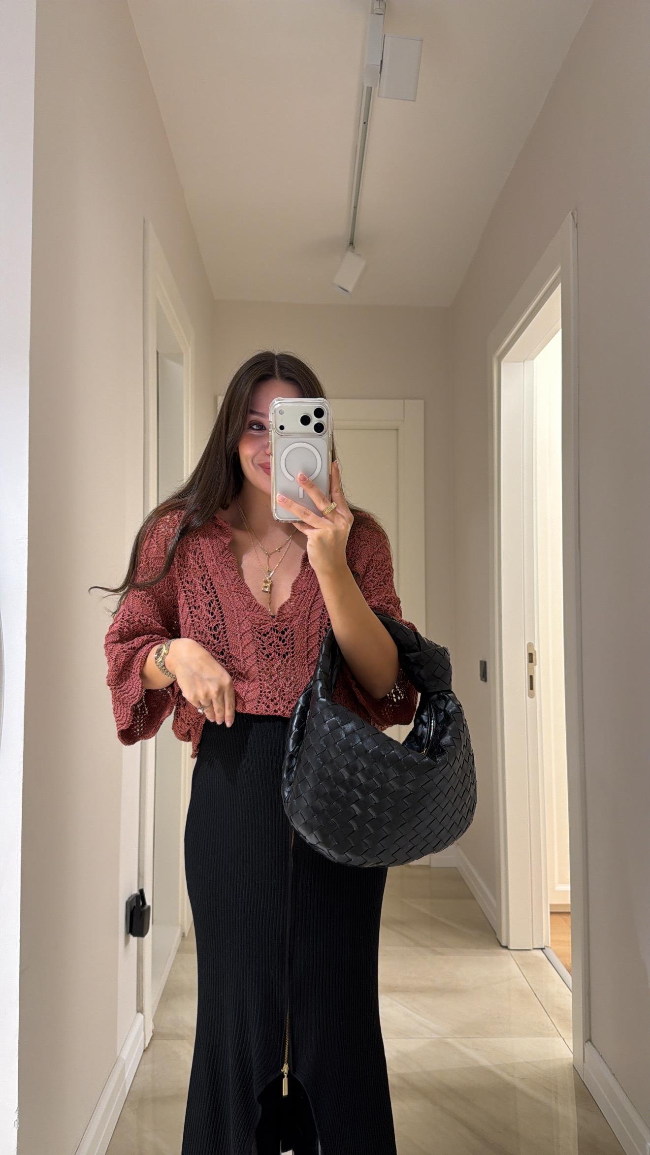 Gül Kurusu V Yaka Ajurlu Marka Model Kazak