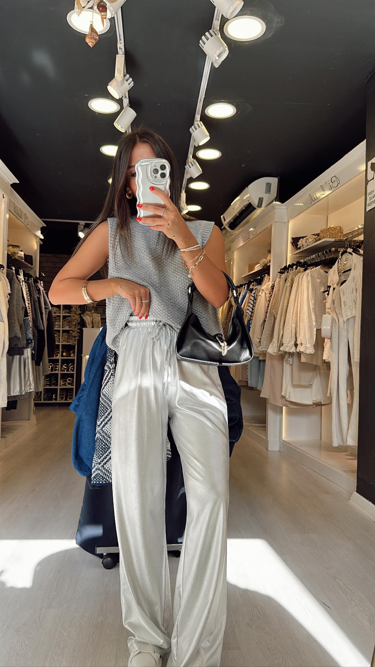 Gümüş Renk Parlak Kumaş Beli Lastikli Pantolon 