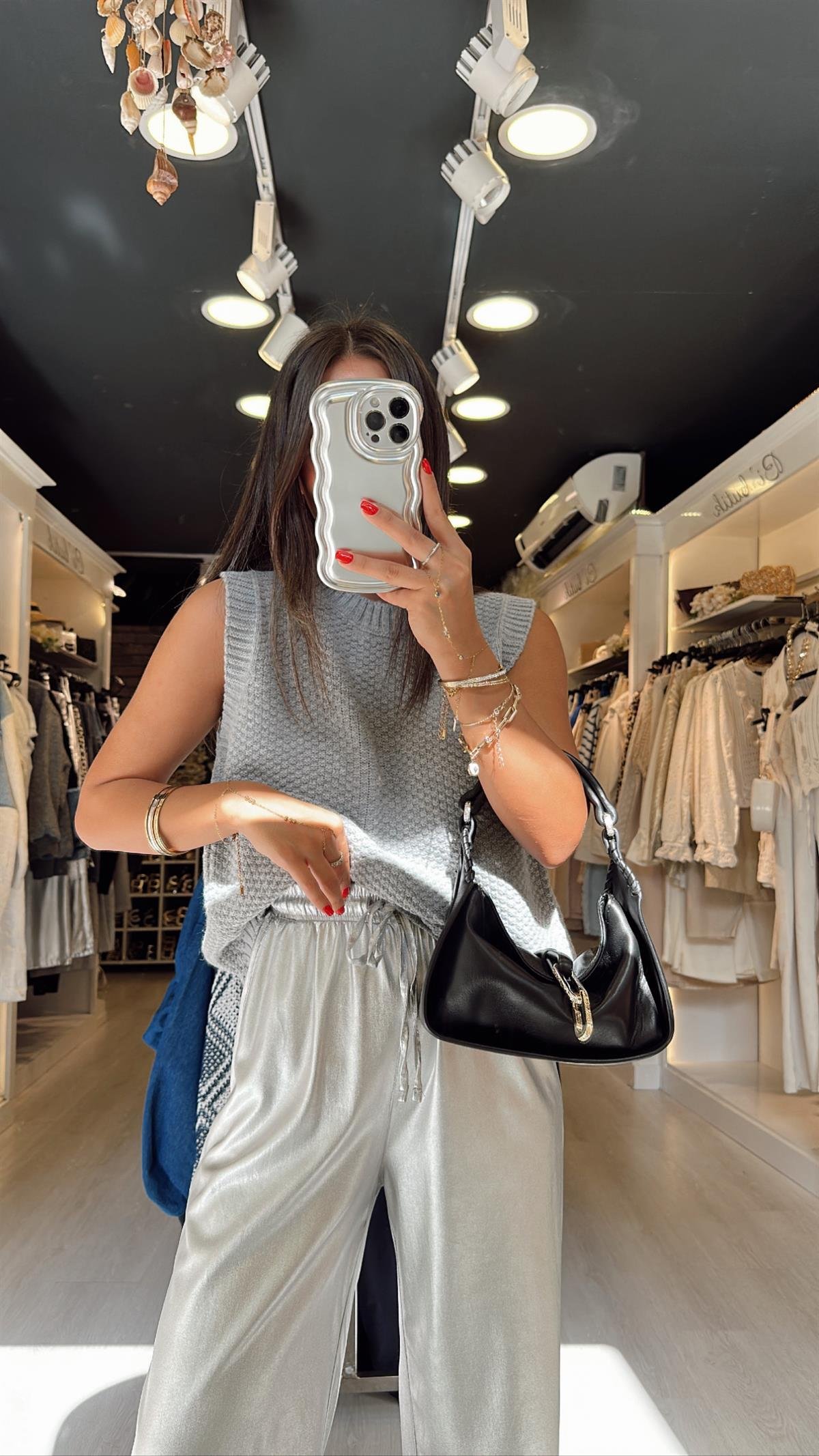 Gümüş Renk Parlak Kumaş Beli Lastikli Pantolon 