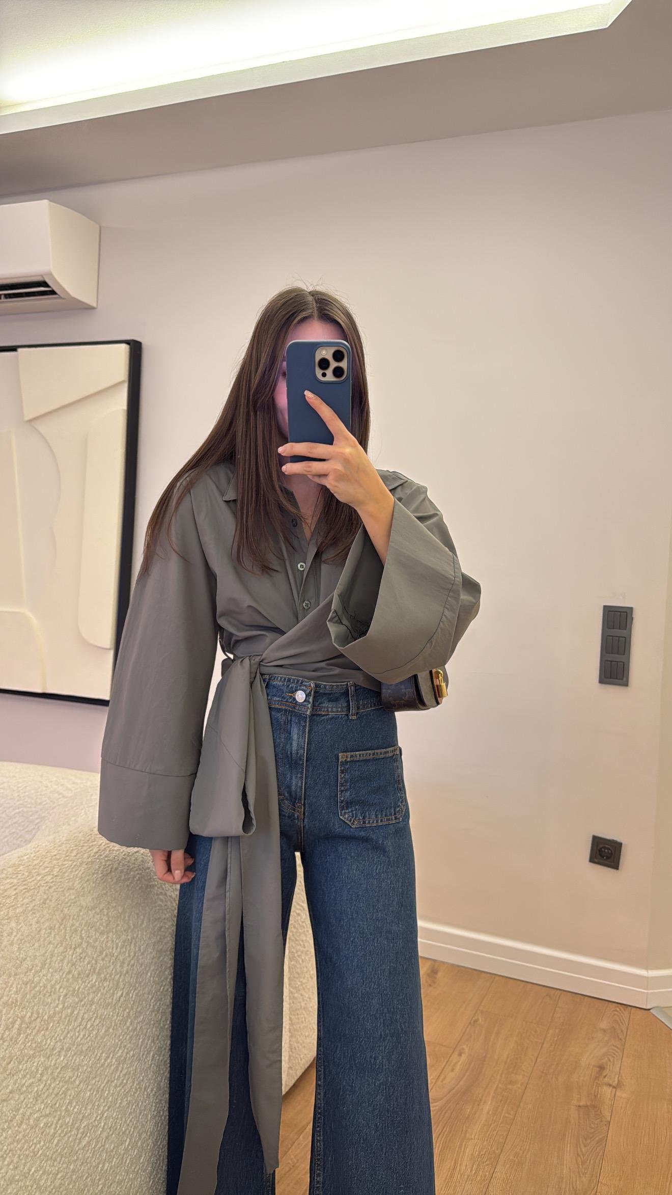 Haki Geniş Kol Detaylı Bağlamalı Gömlek