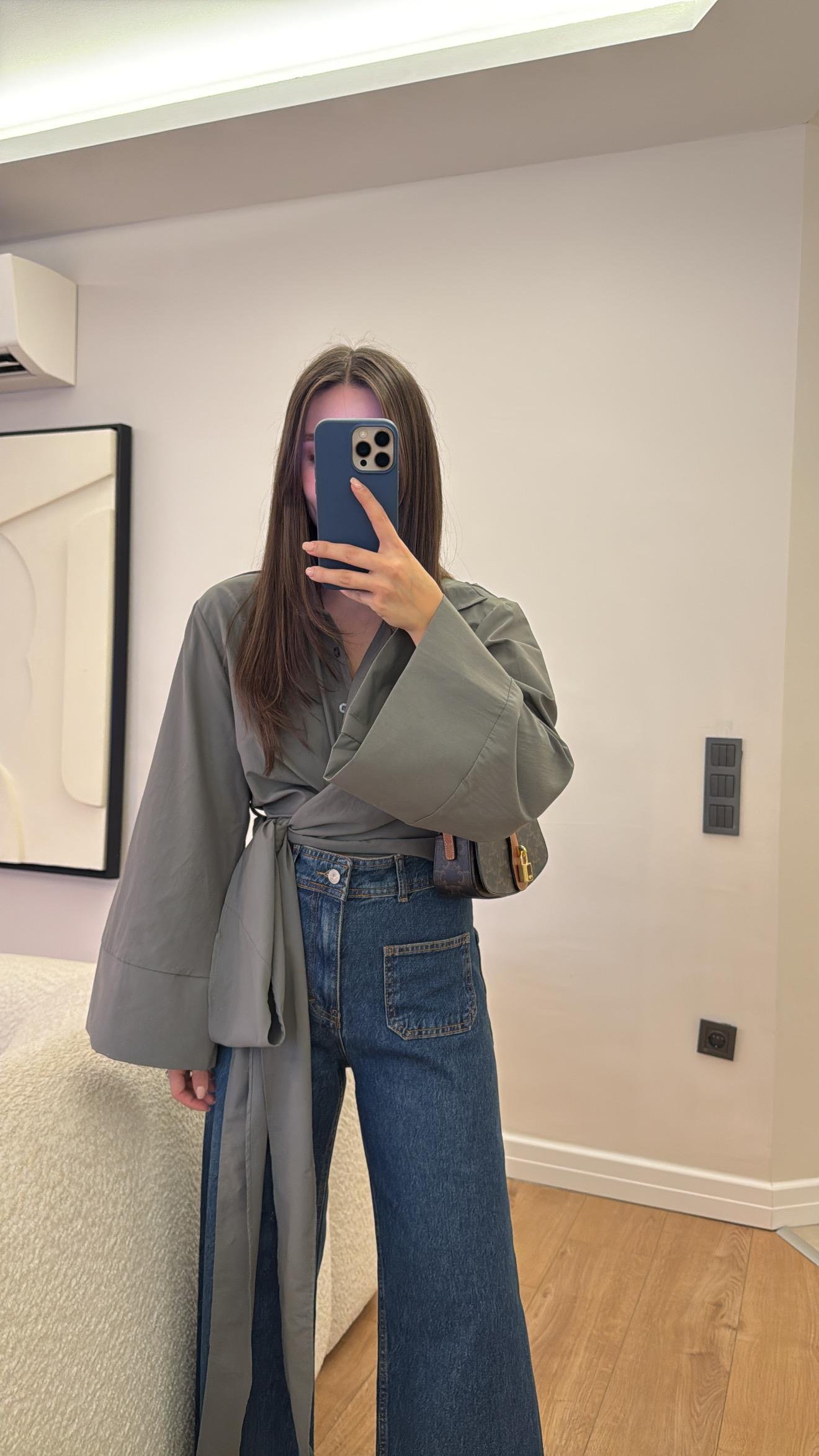 Haki Geniş Kol Detaylı Bağlamalı Gömlek