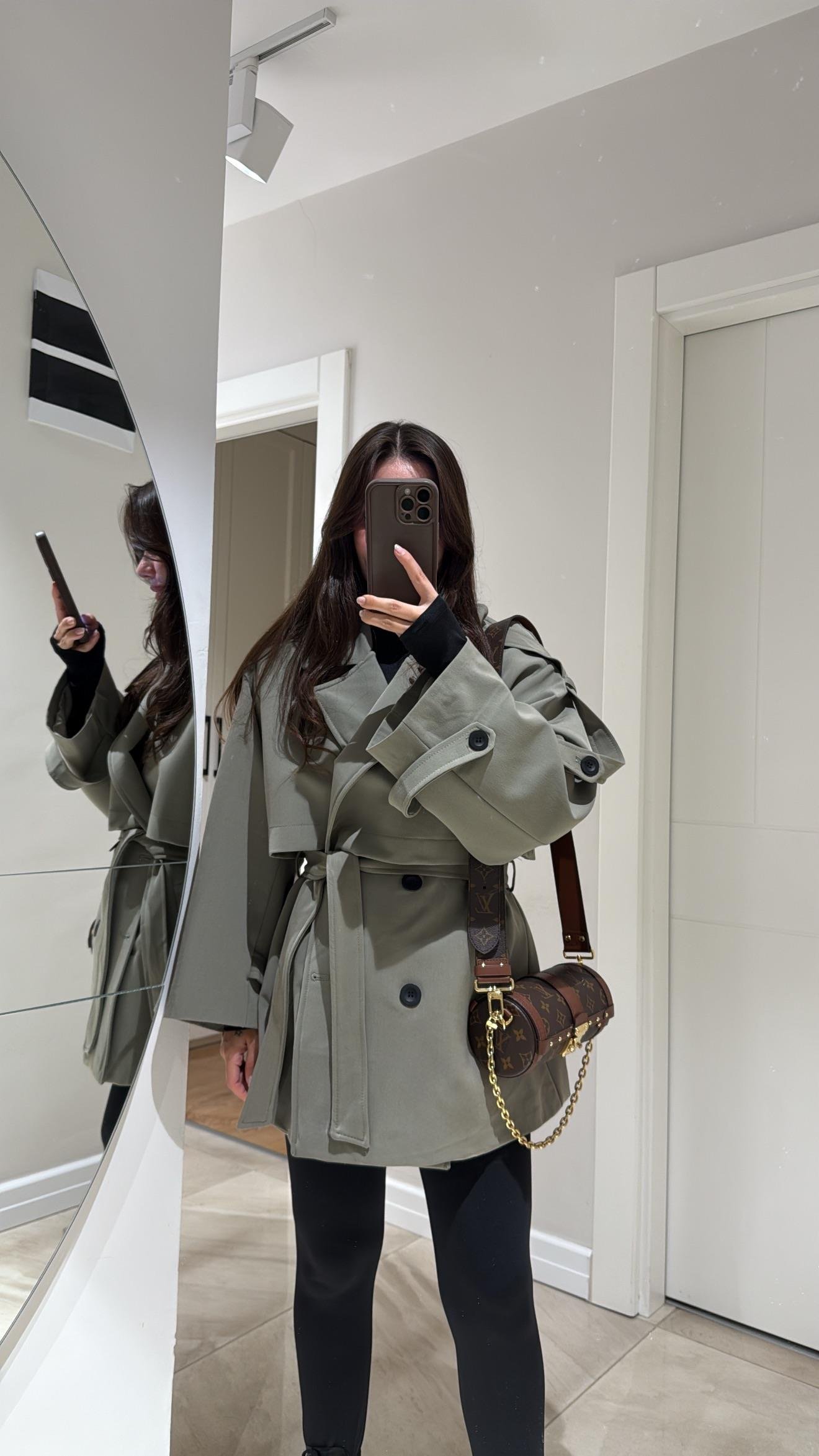 Haki Kuşaklı Oversize Kısa Trenç