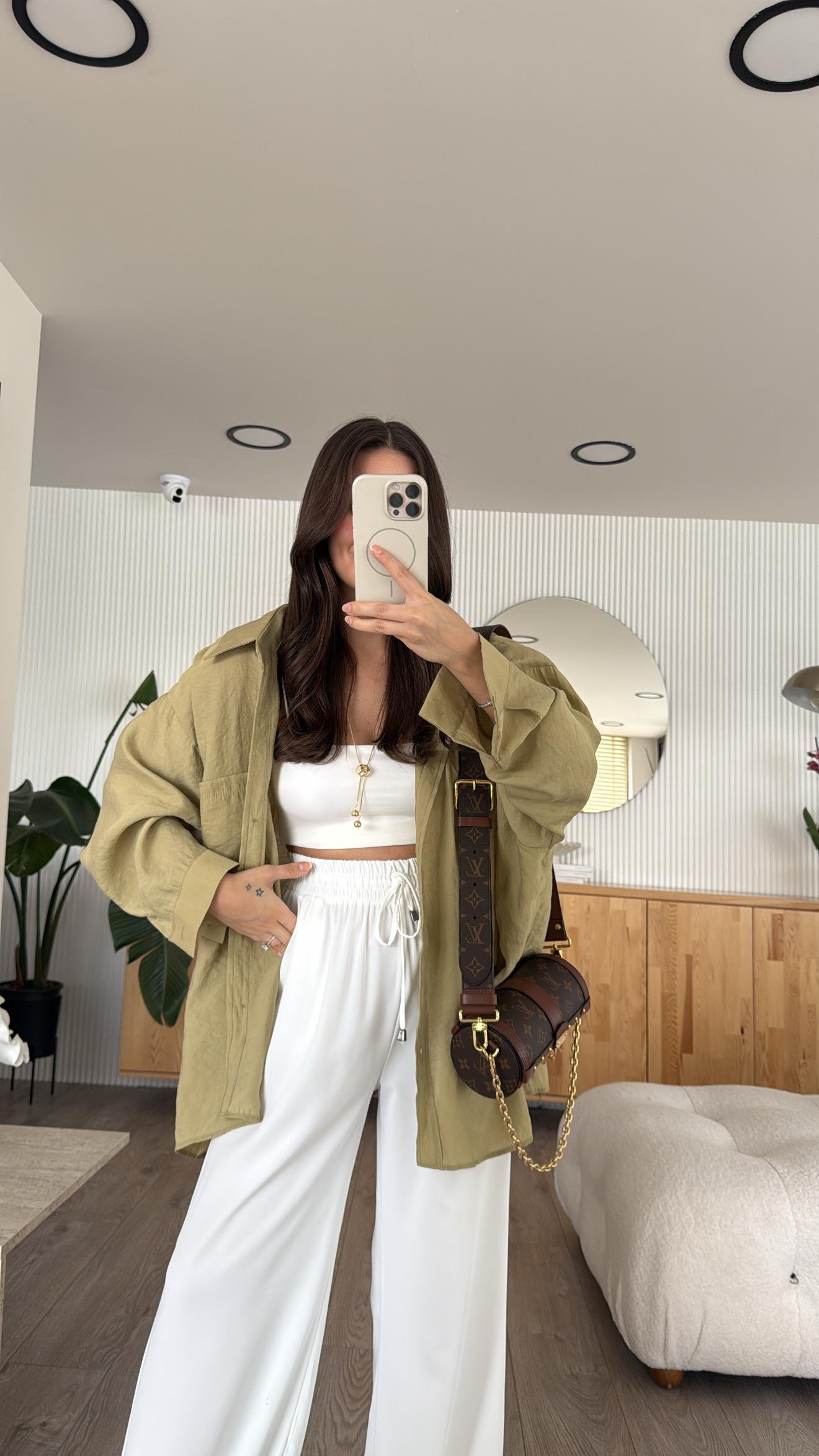 Haki Tensel Kumaş Düşük Omuzlu Oversize Gömlek