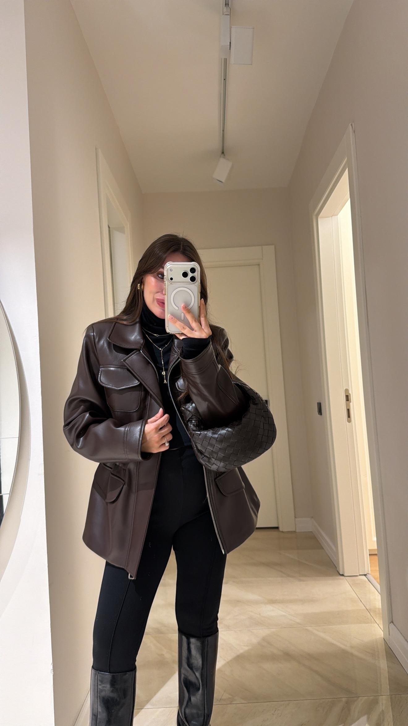 Kahve Beli Lastikli Ravi Deri Ceket 