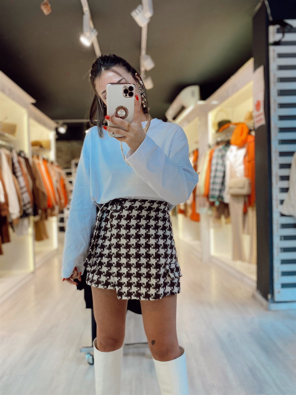 Kahve Ekru Kemer Detaylı Şortlu Etek